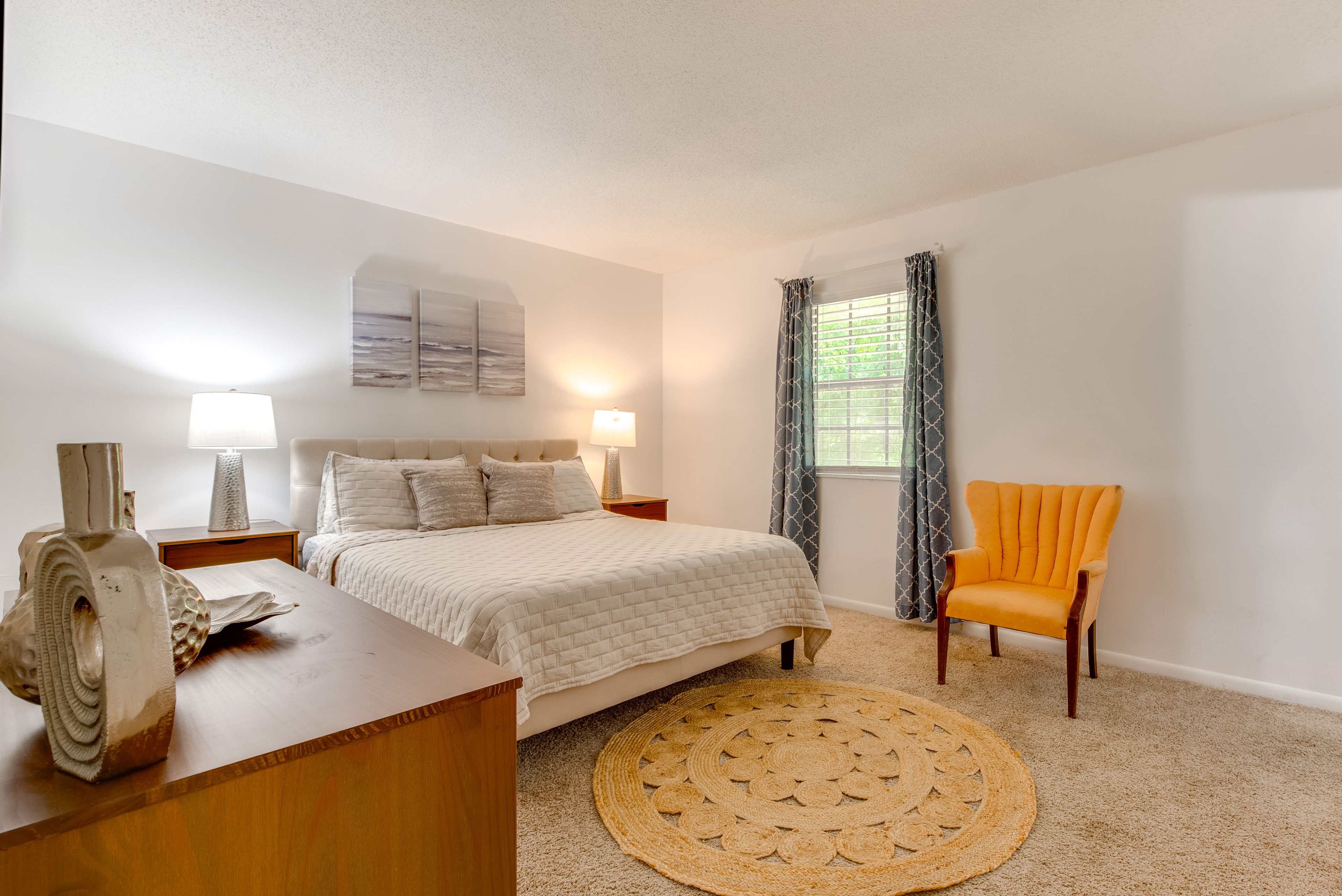 Bedroom Suite 1 | Queen Bed