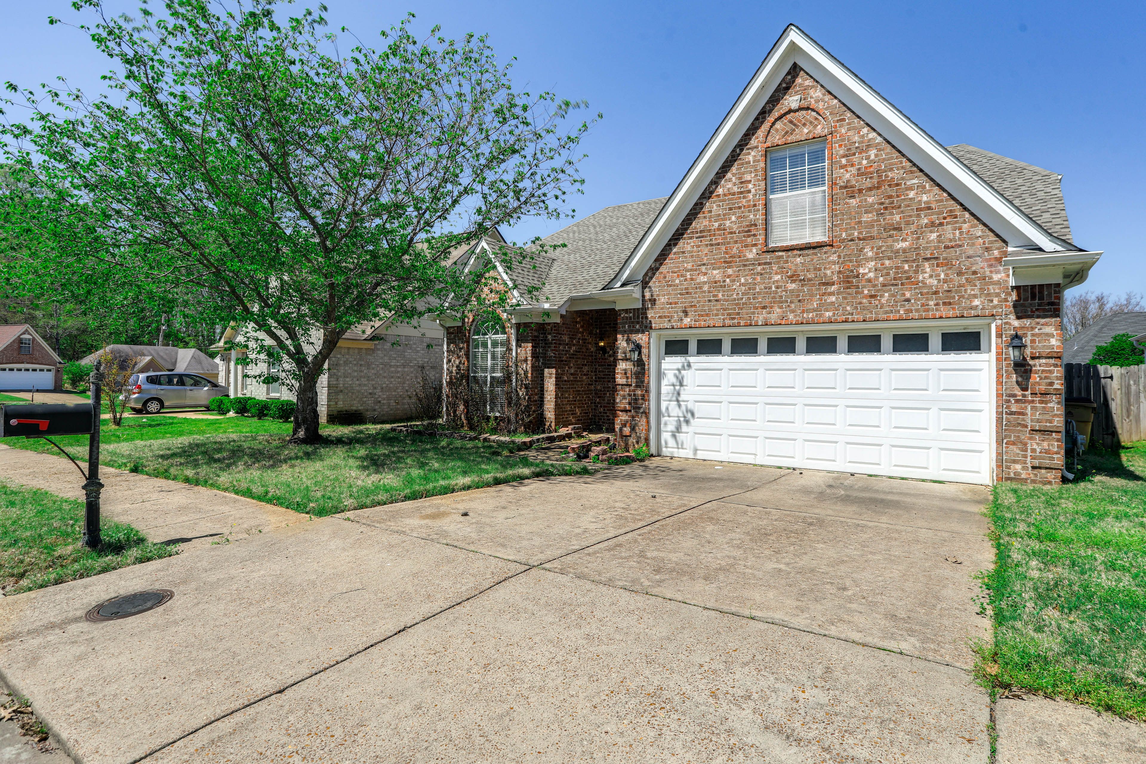 Exterior | Driveway (2 Vehicles) | Free Street Parking