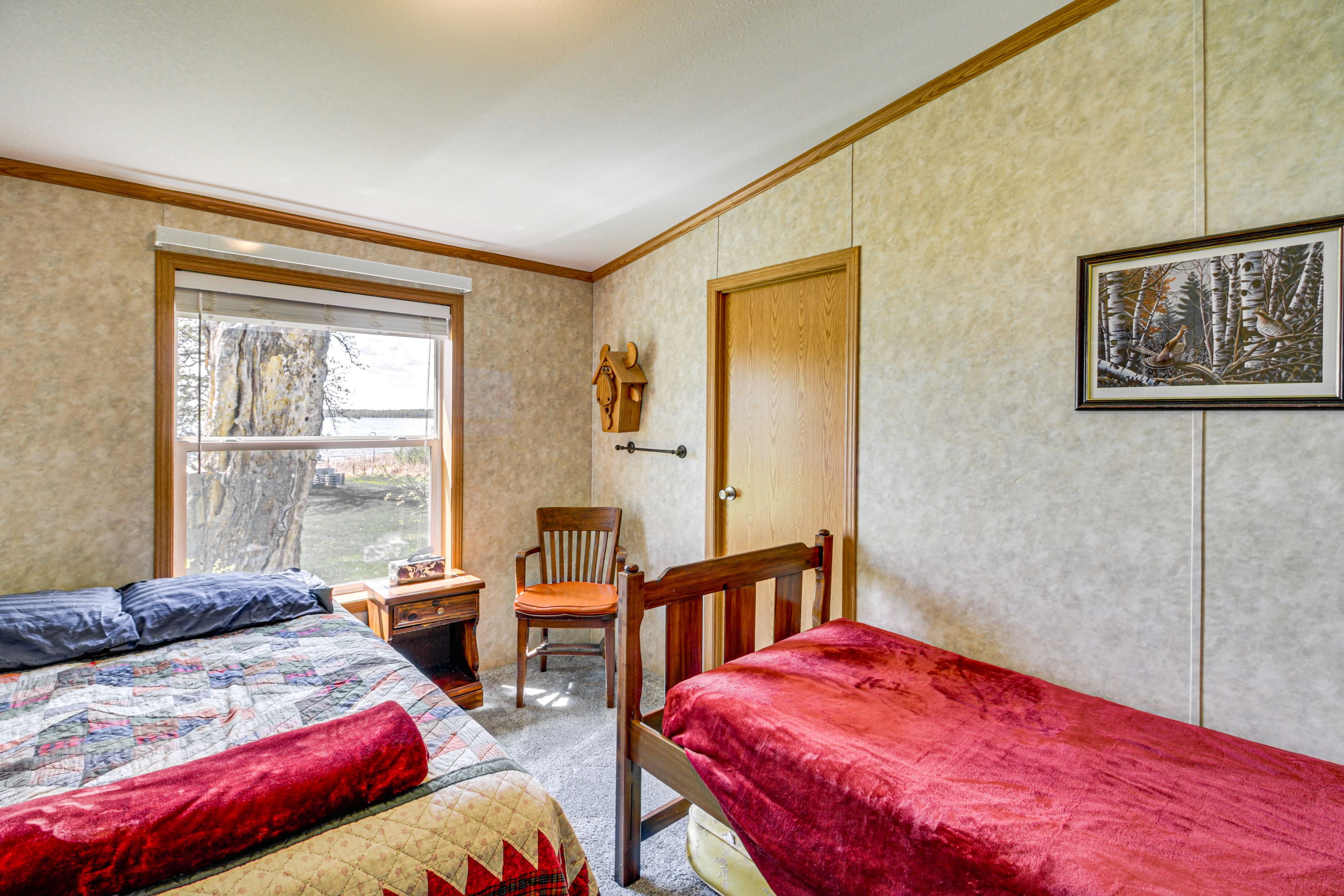 Bedroom 3 | Queen Bed | Twin Bed w/ Twin Trundle
