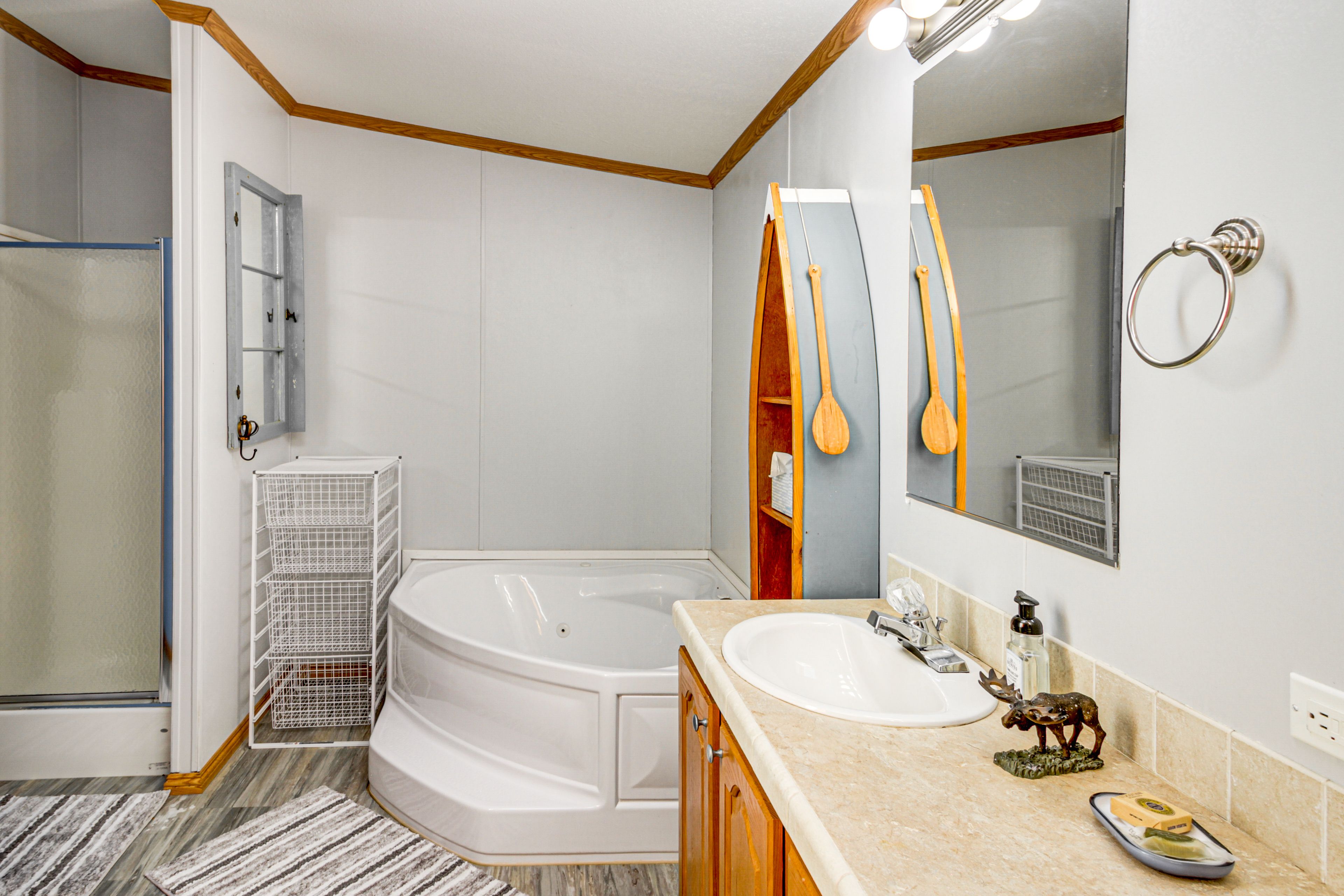 En-Suite Bathroom | Towels Provided