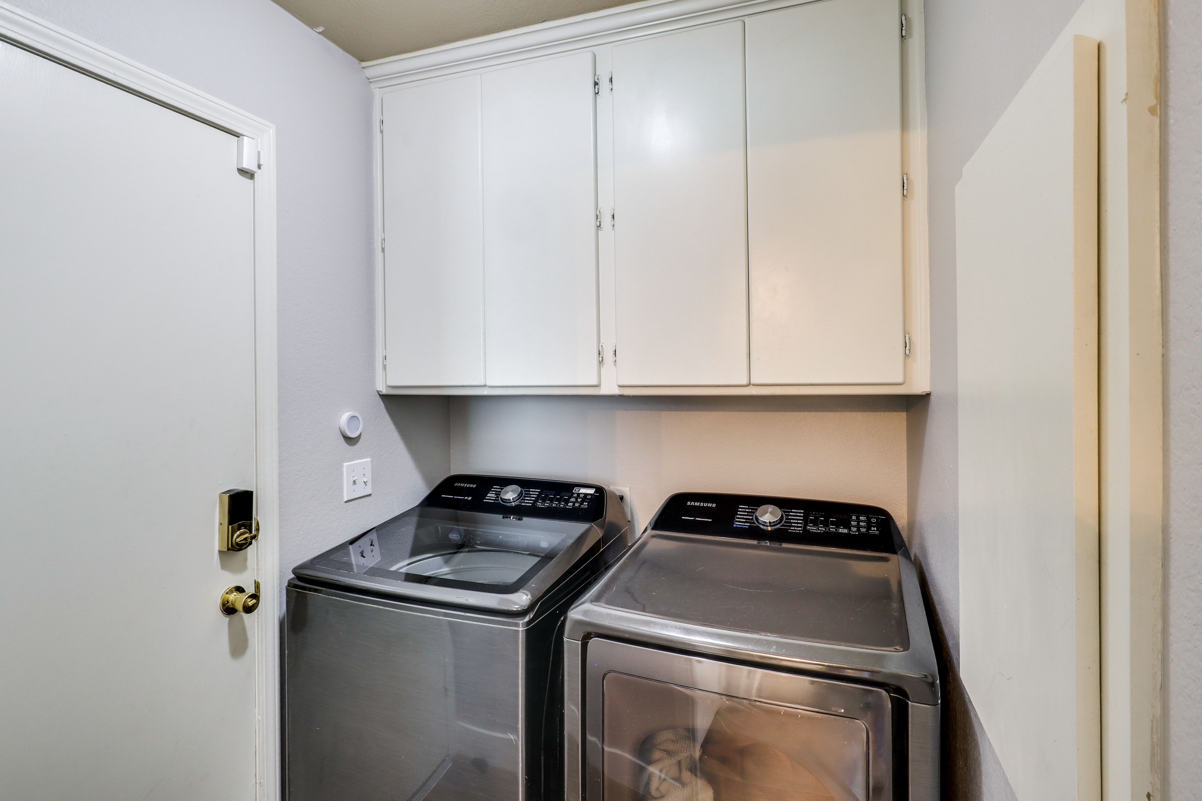 Laundry Room | 1st Floor