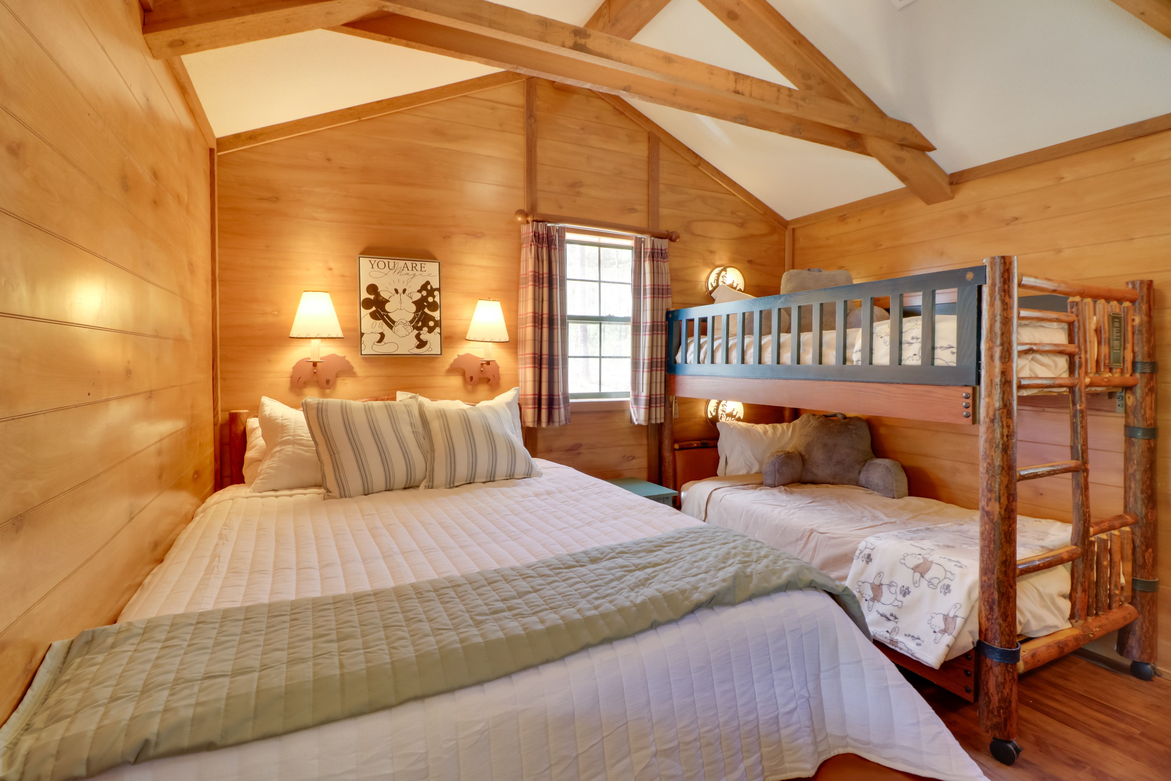 Bedroom | Queen Bed | Twin Bunk Bed | Smart TV | Linens Provided