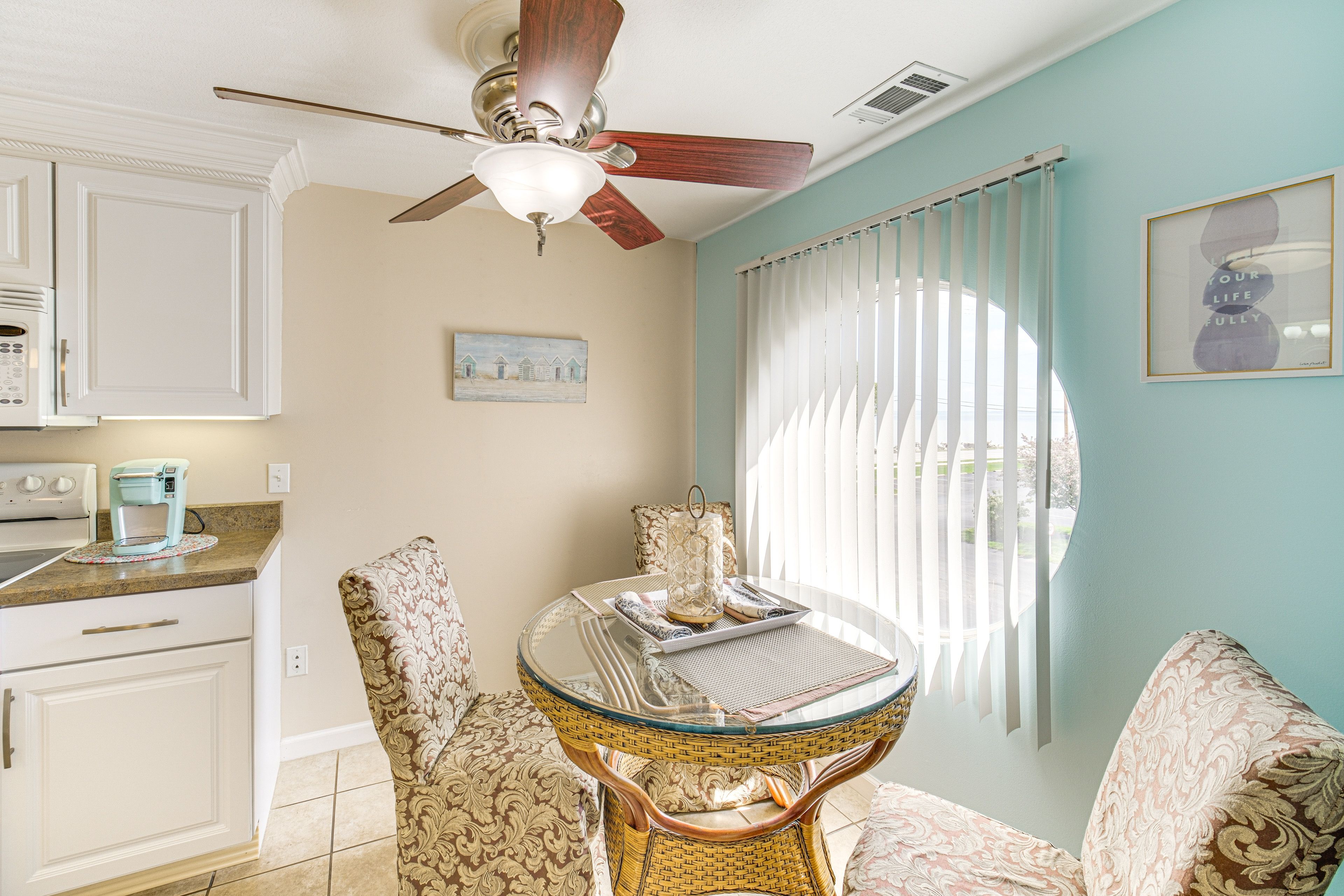 Dining Area | Dishware & Flatware
