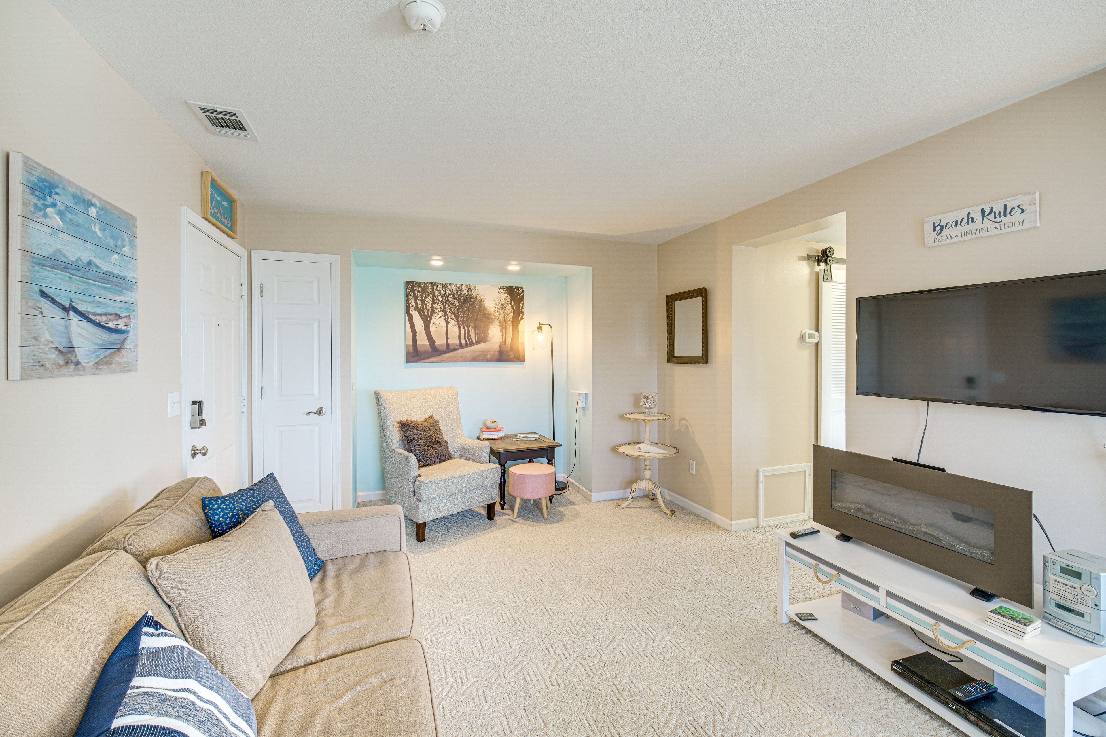 Living Room | Central A/C & Heating | Free WiFi | Single-Story Condo
