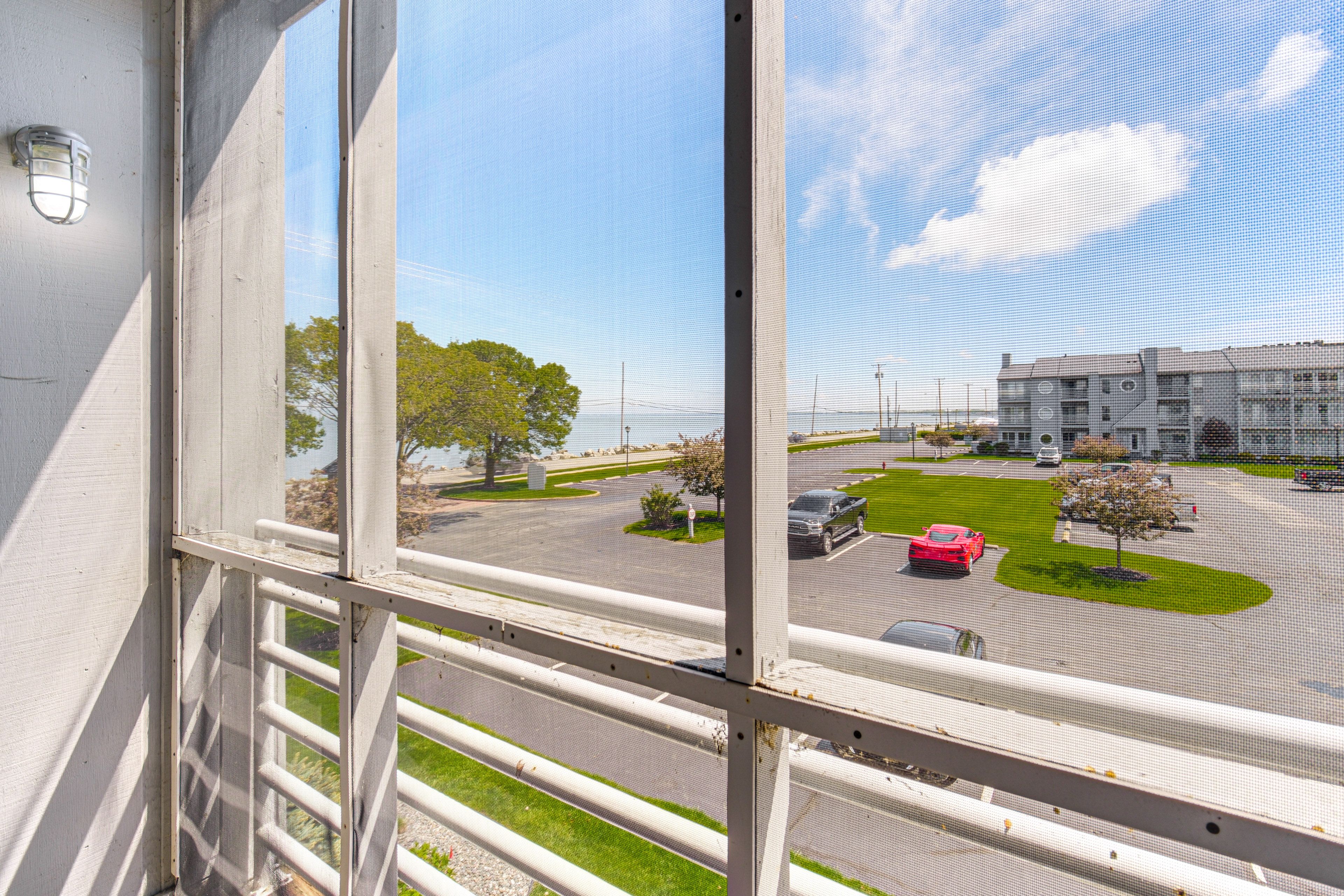 Screened Balcony | Beach Views | 2nd-Floor Unit