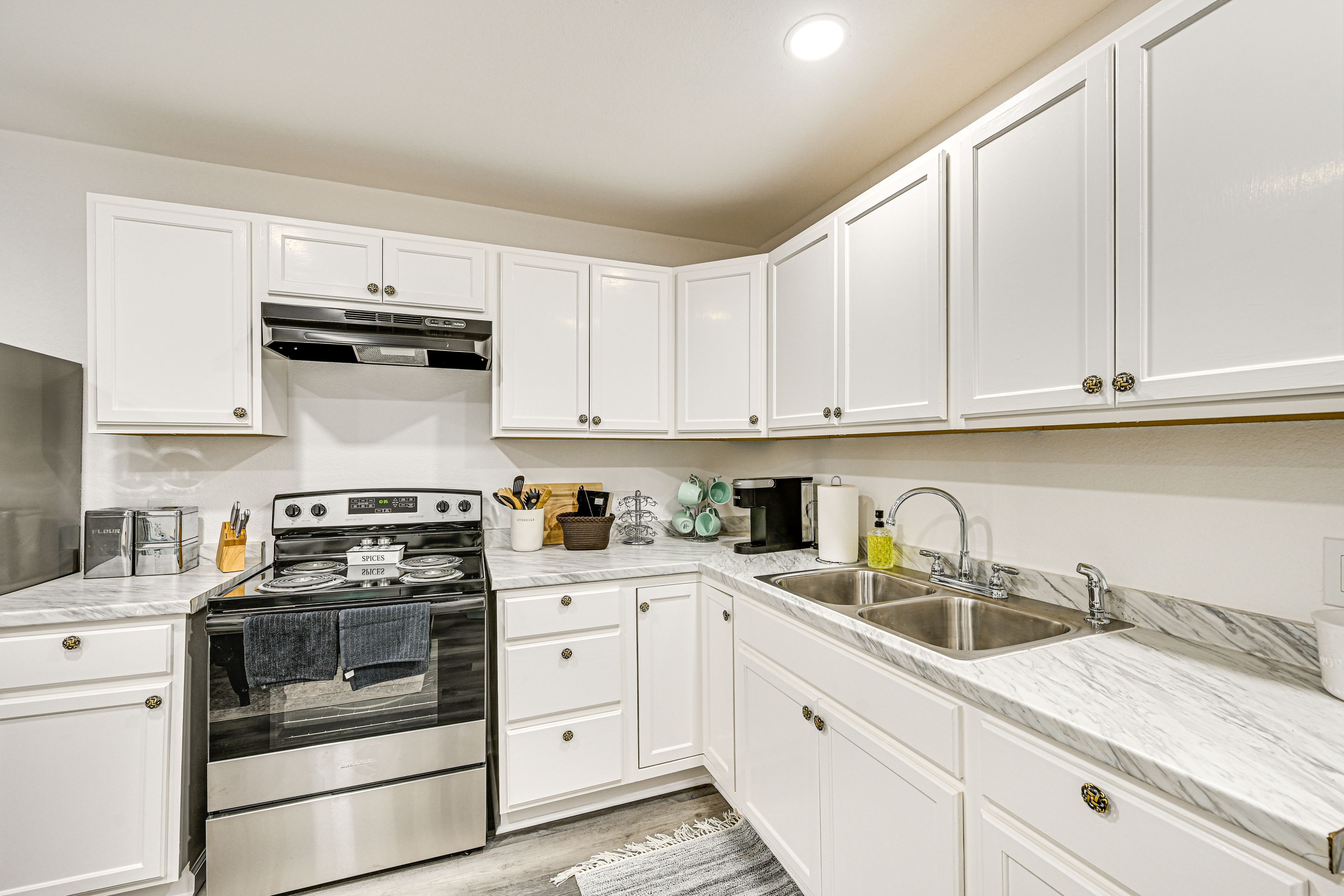 Kitchen | Cooking Basics | Pod Coffee Maker | Microwave