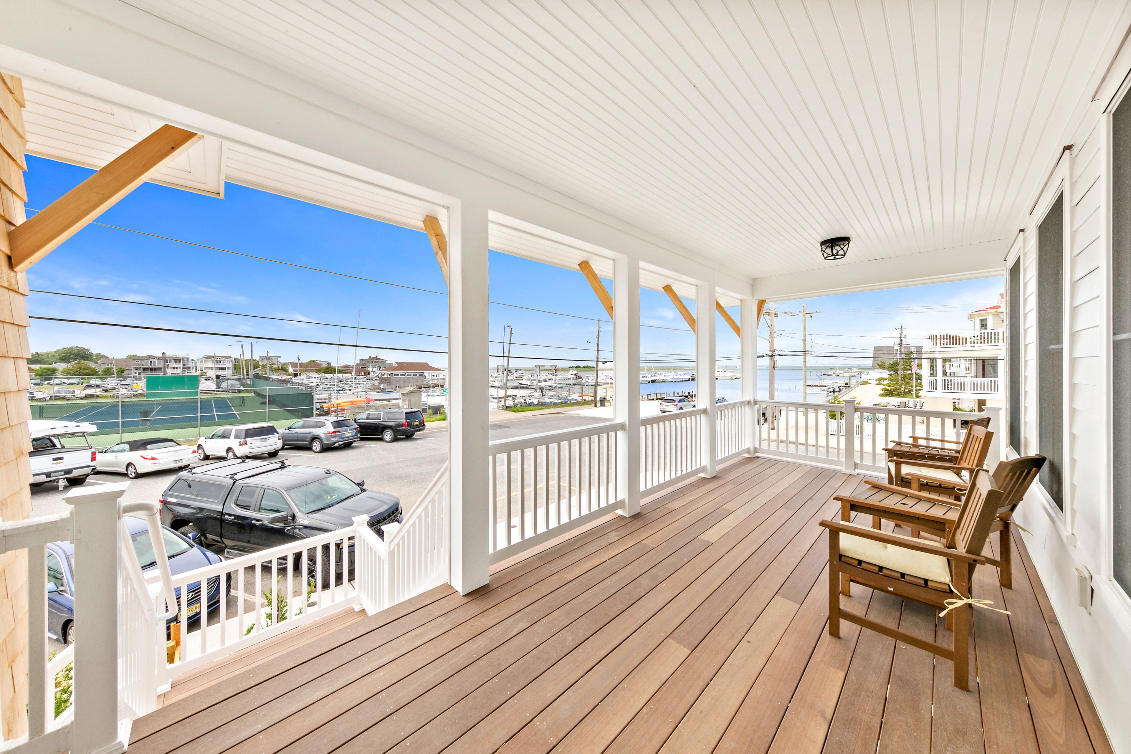 Lower Deck | Main Entrance