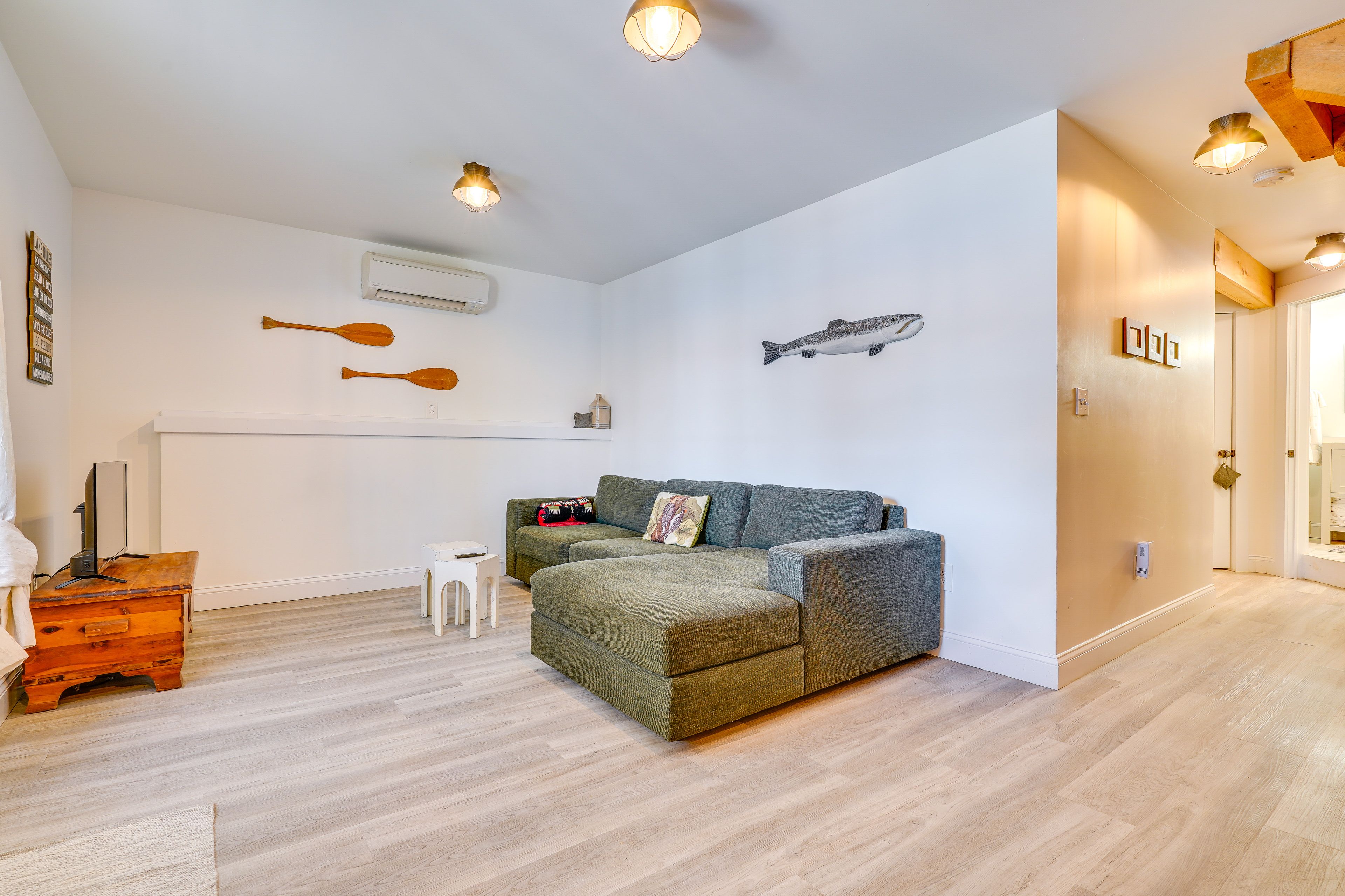 Family Room | Twin Bunk Bed | Lower Floor