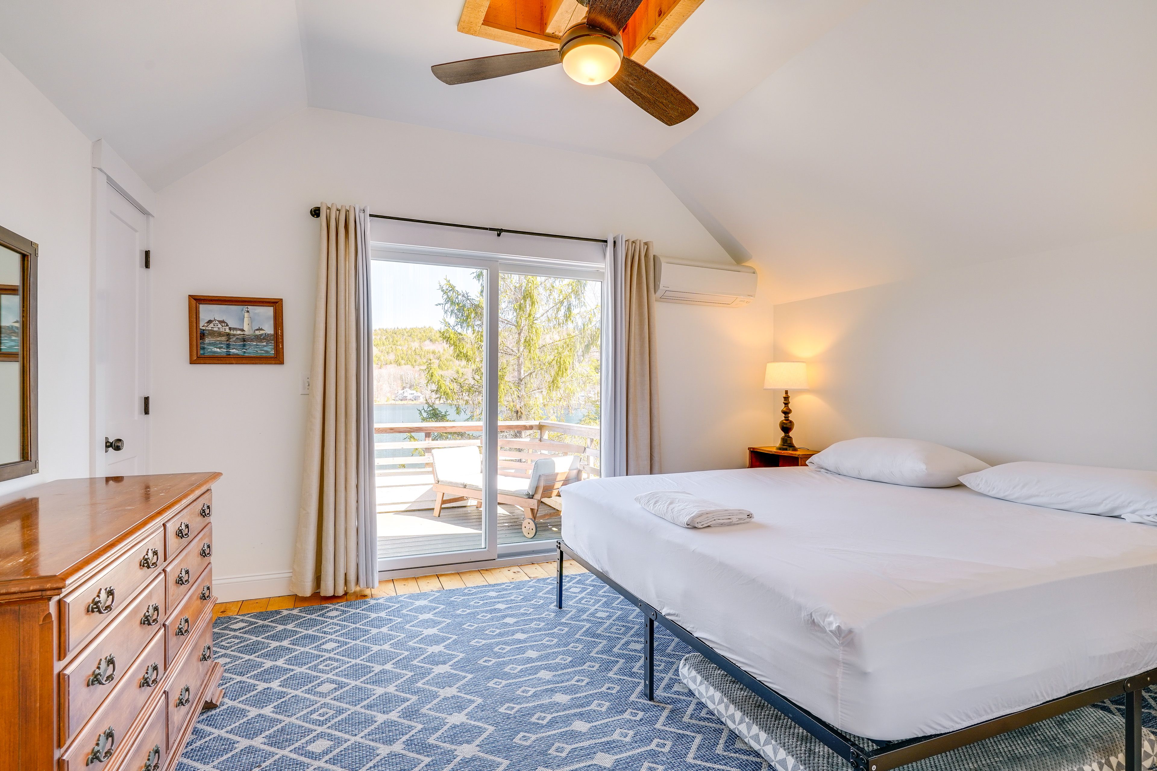 Bedroom 1 | King Bed | Upper Floor