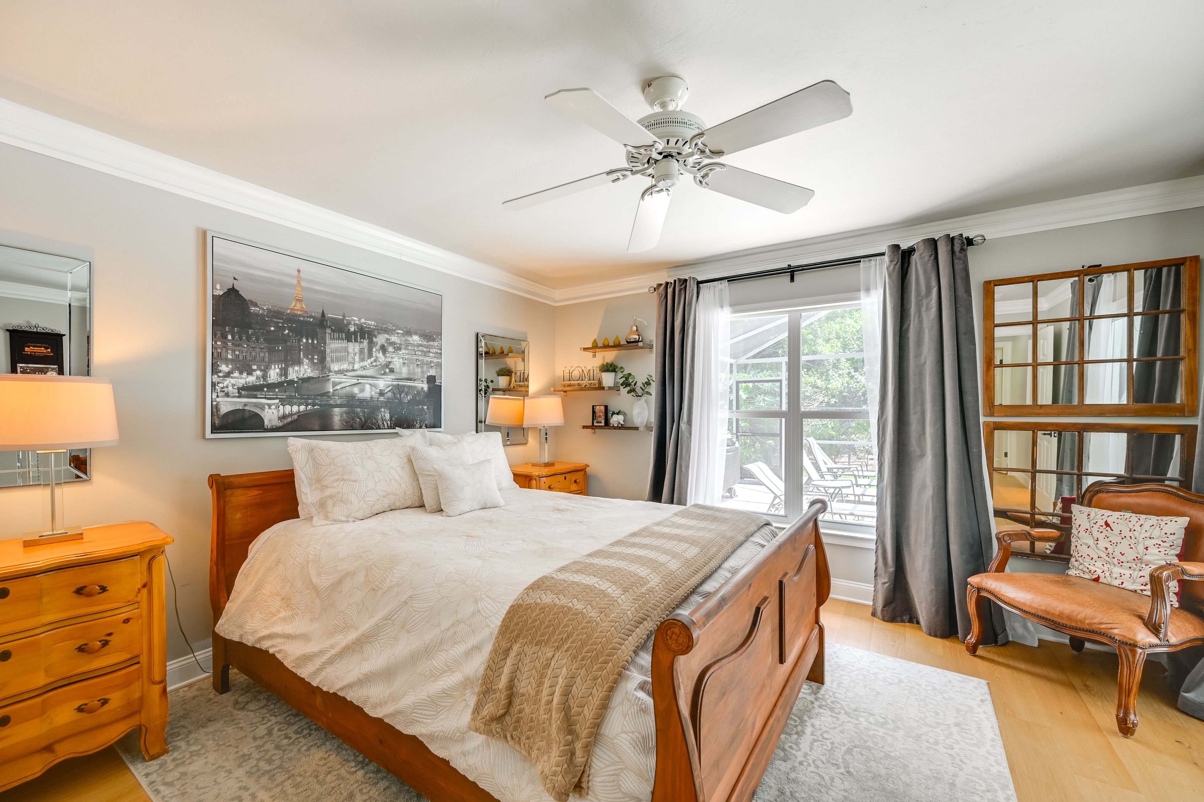 Bedroom 2 | Queen Bed