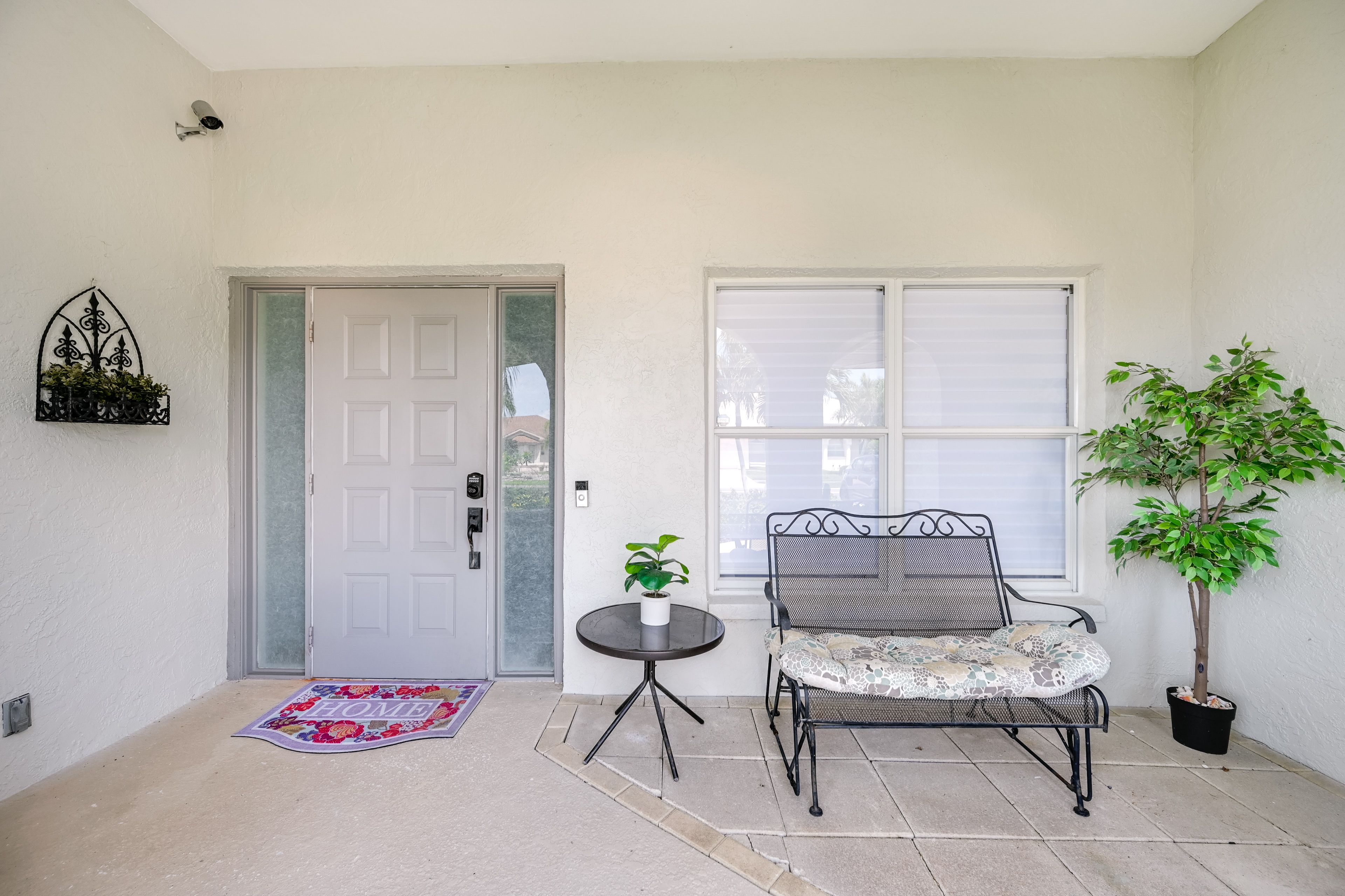 Entry Patio | Keyless Entry