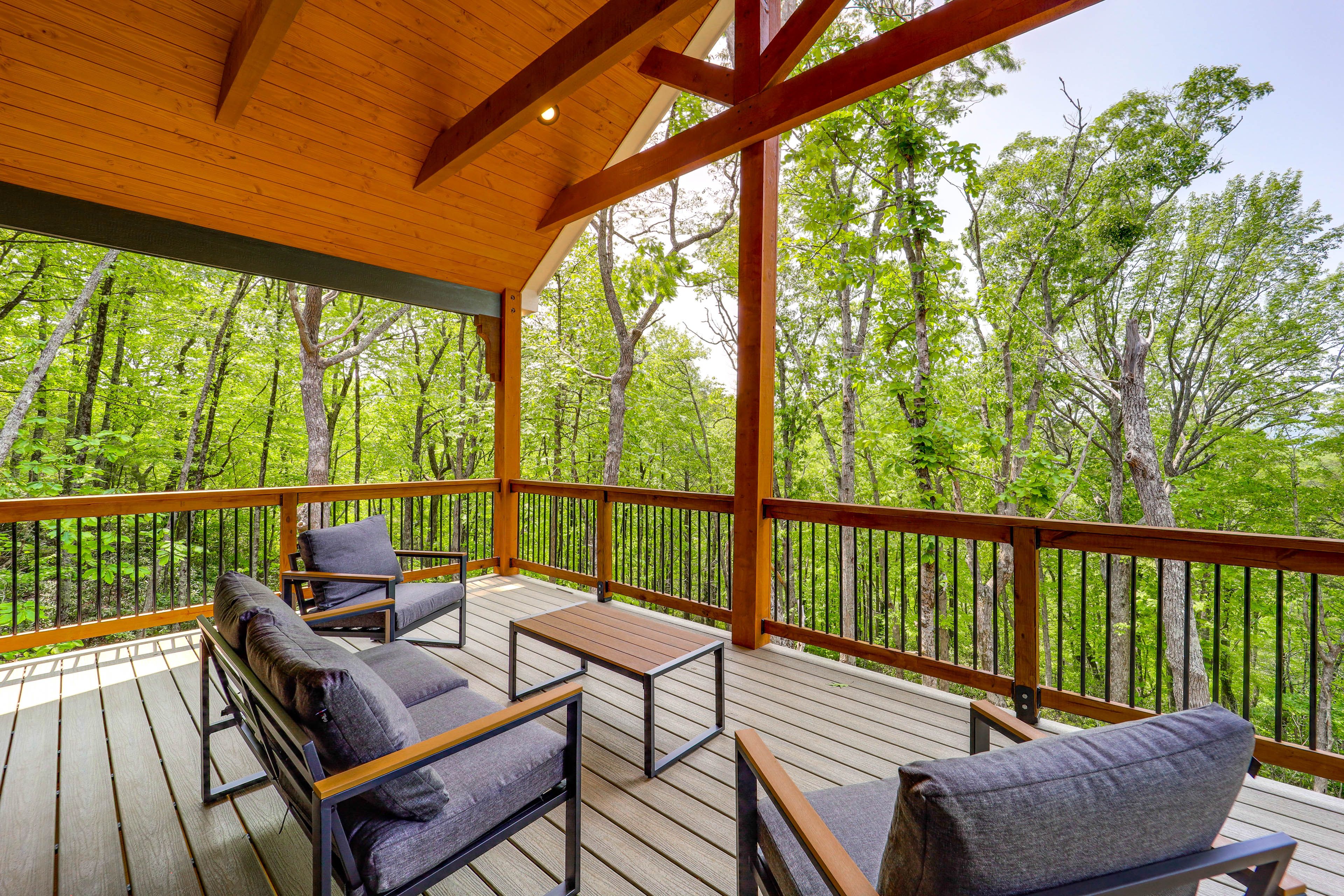Blowing Rock Vacation Rental | 4BR | 3.5BA | Stairs Required | 2,700 Sq Ft