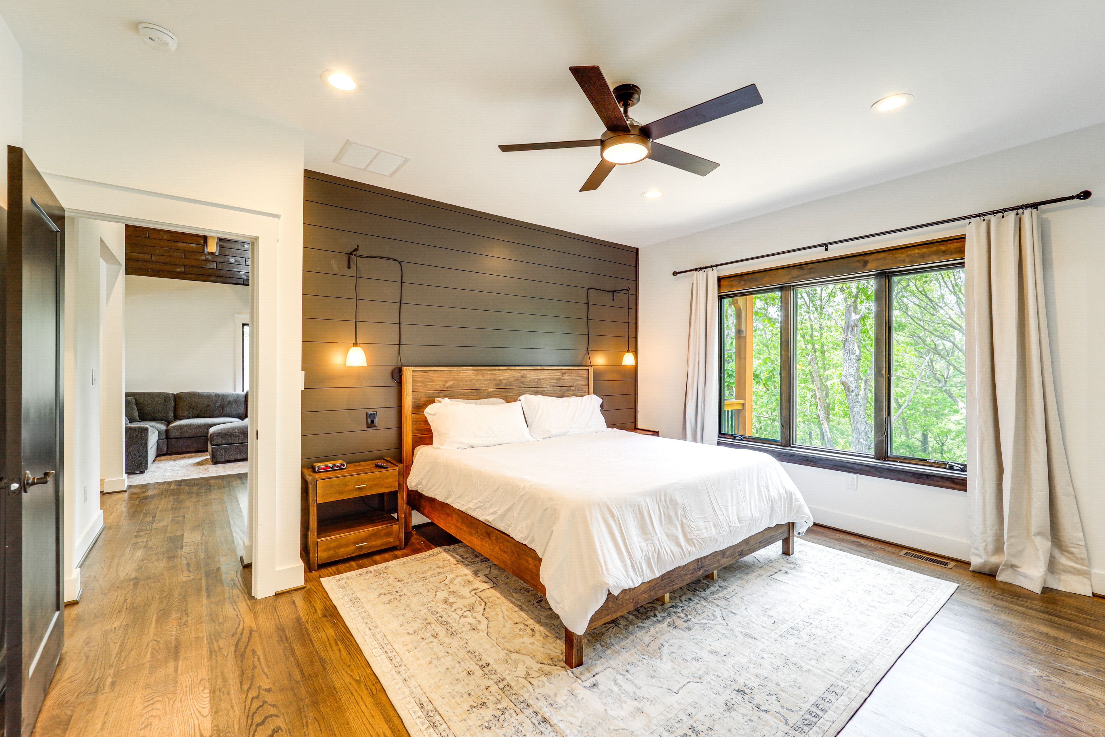 Bedroom 1 | Main Floor | King Bed | Linens Provided