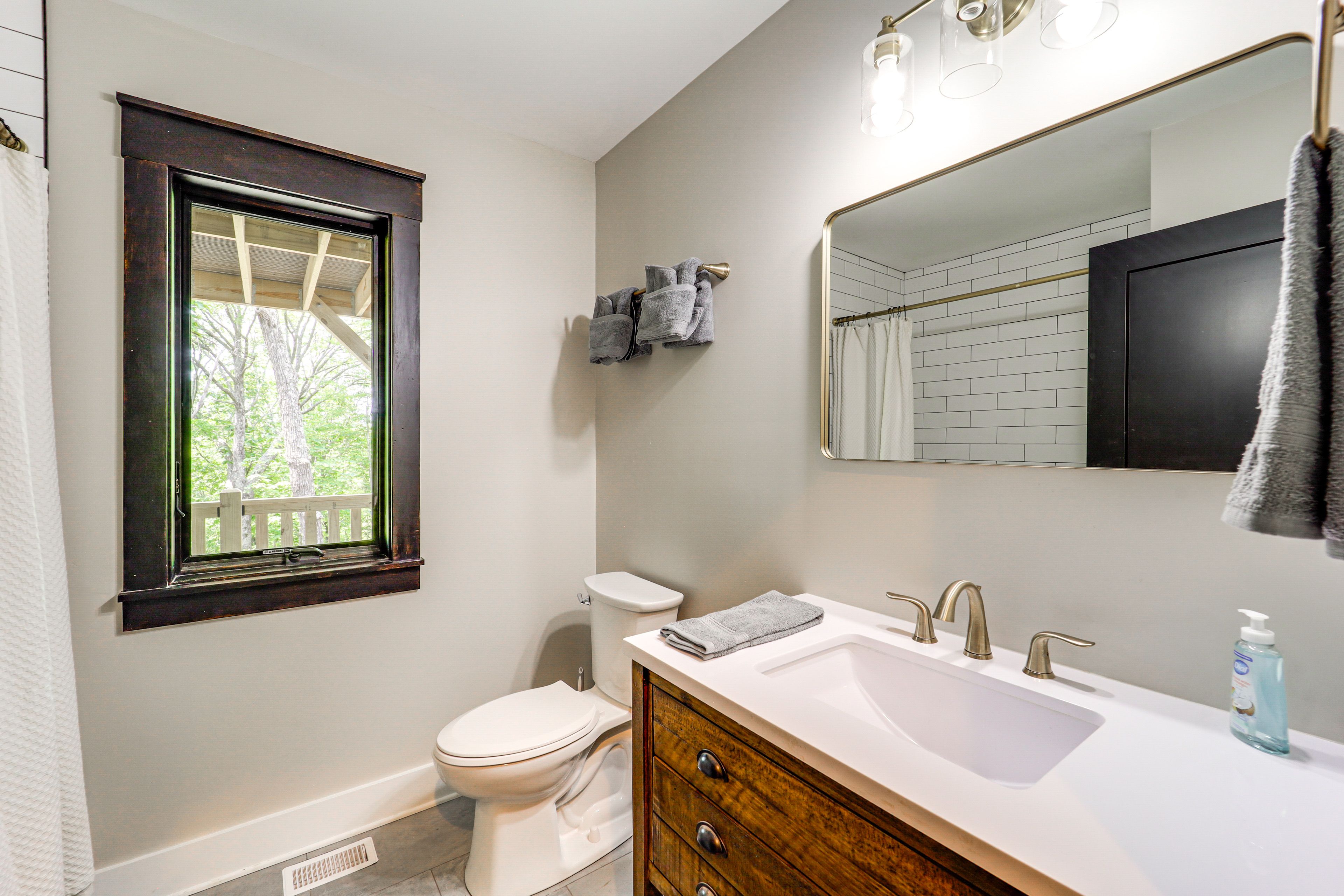 Full Bathroom | Ground Floor