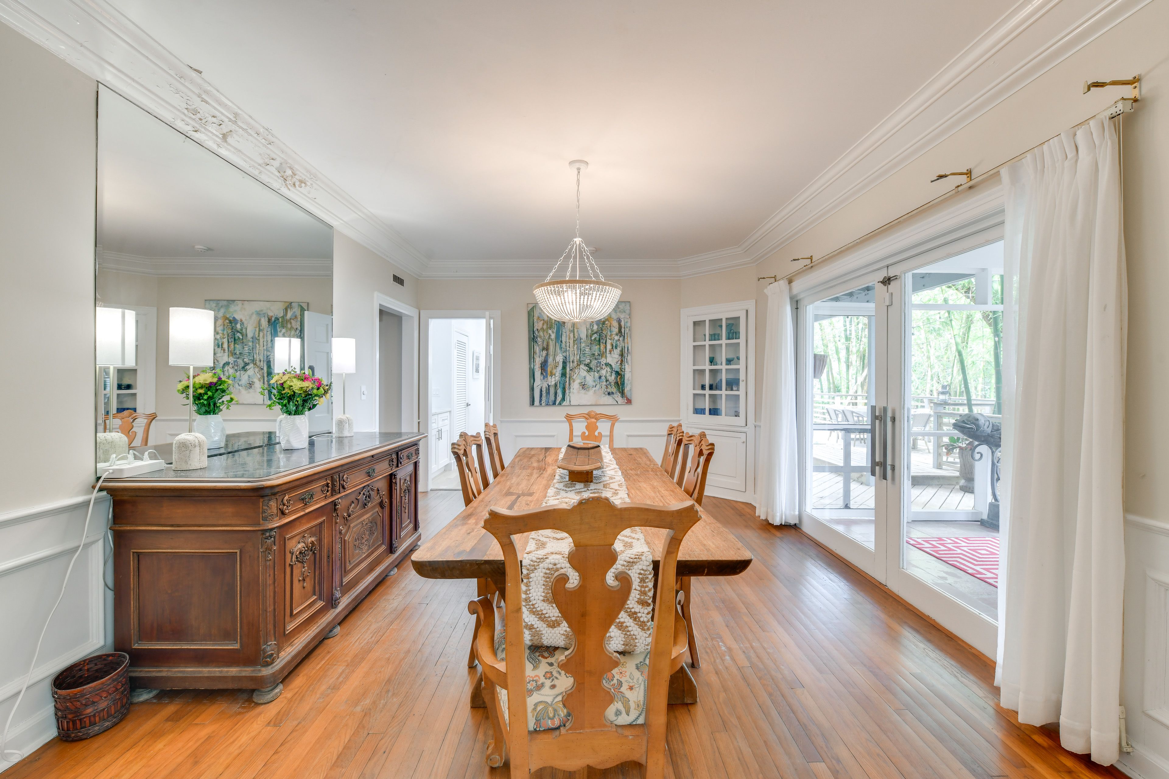 Formal Dining Area | Dishware/Flatware | 1st Floor