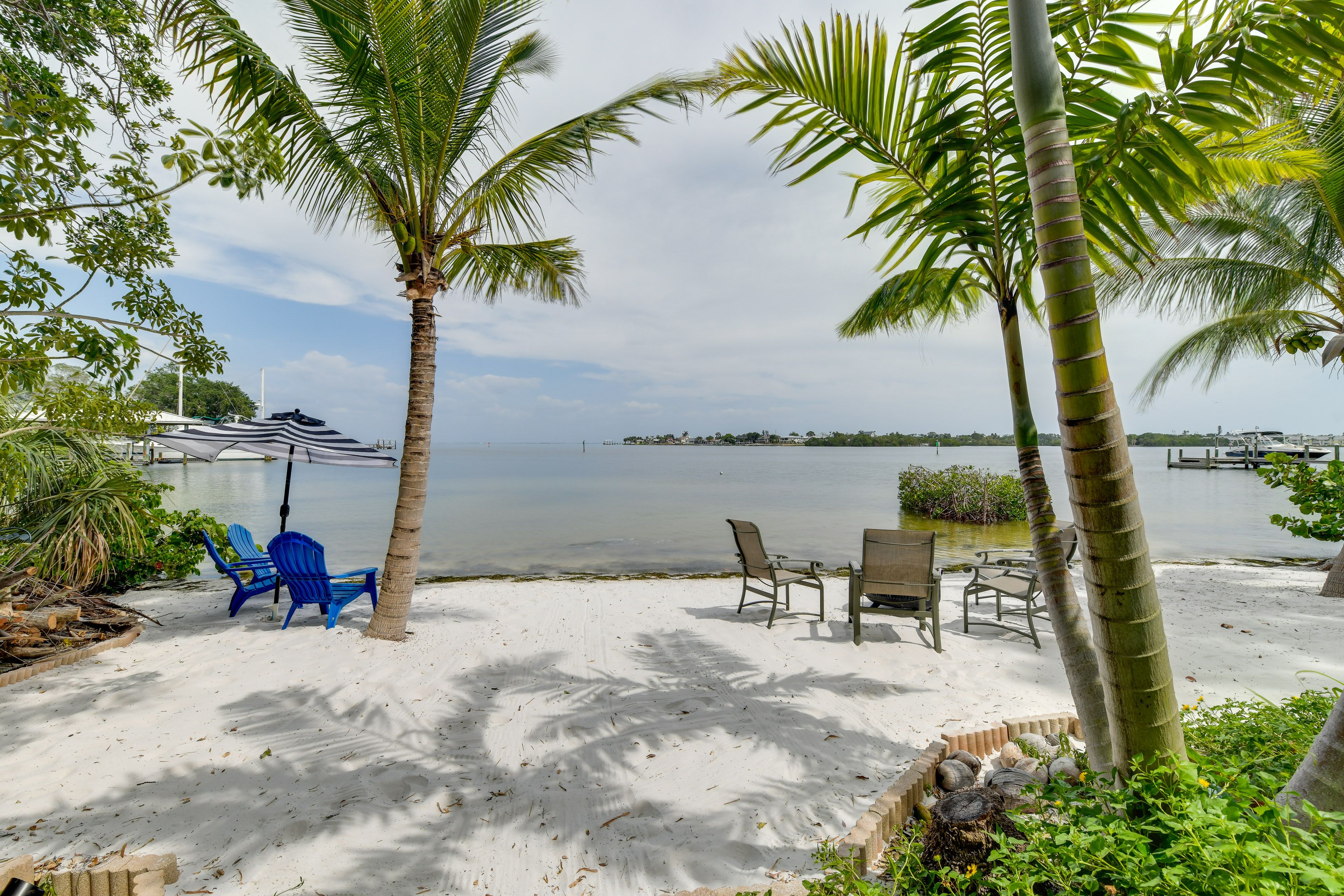 St. Petersburg Vacation Rental | 3BR | 3BA | 3 Steps to Enter | 2,600 Sq Ft