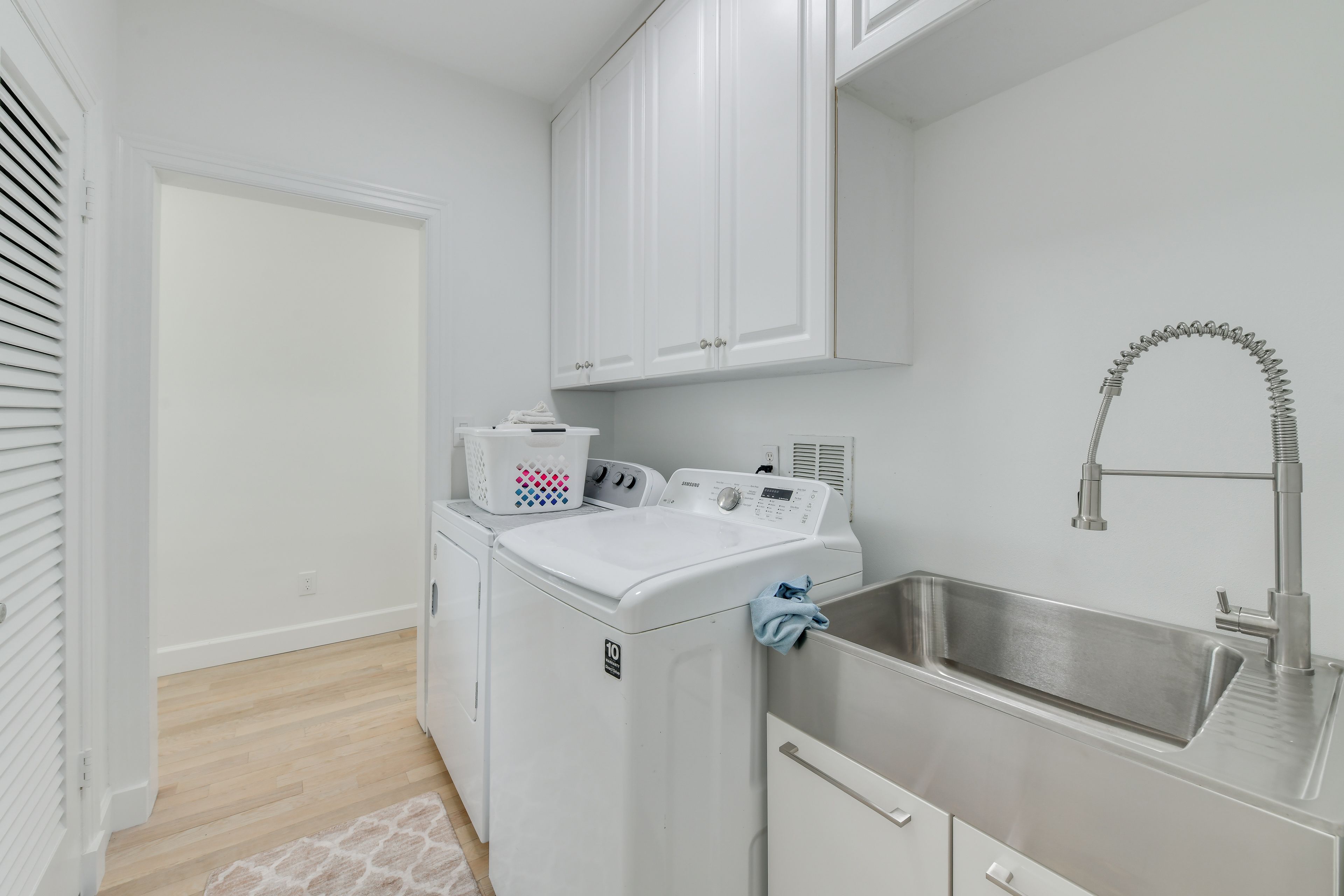 Laundry | 1st Floor