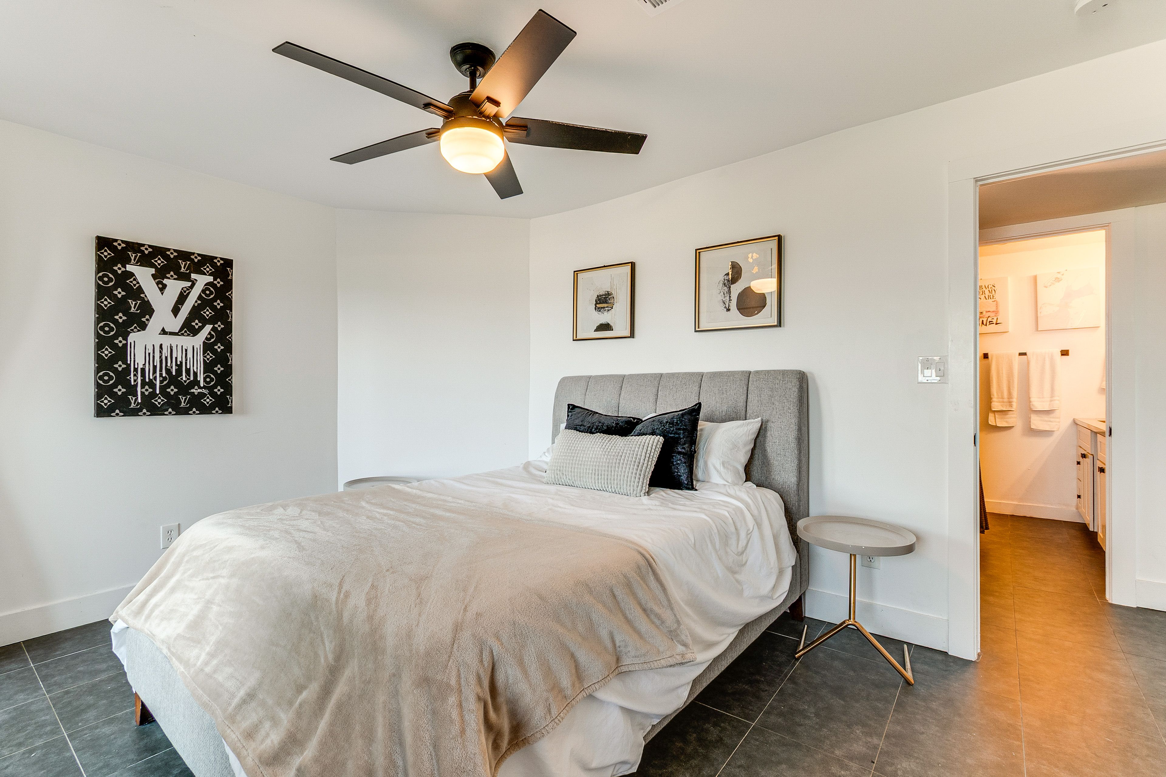 Bedroom 1 | Basement | Queen Bed