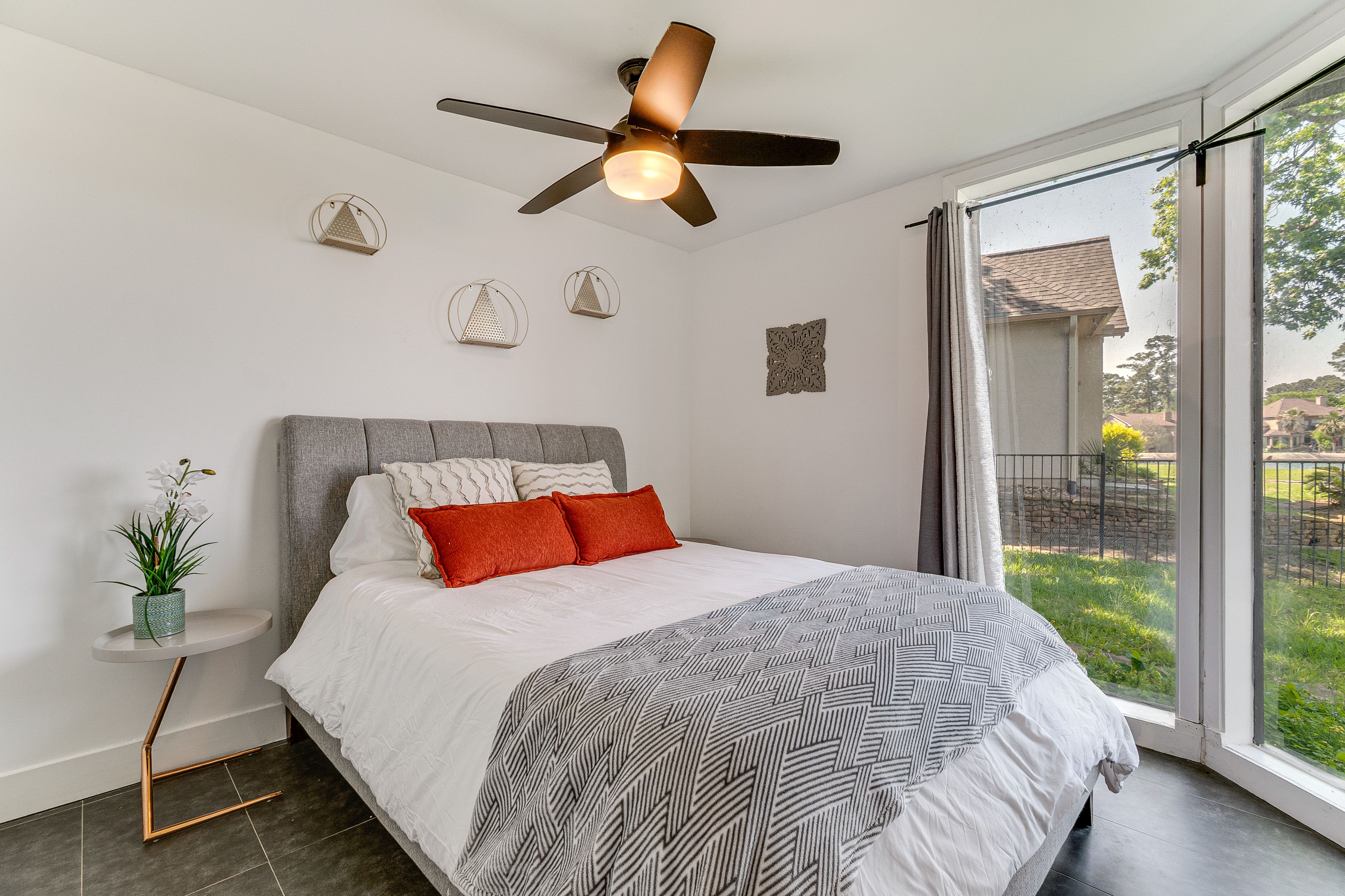 Bedroom 3 | Basement | Queen Bed