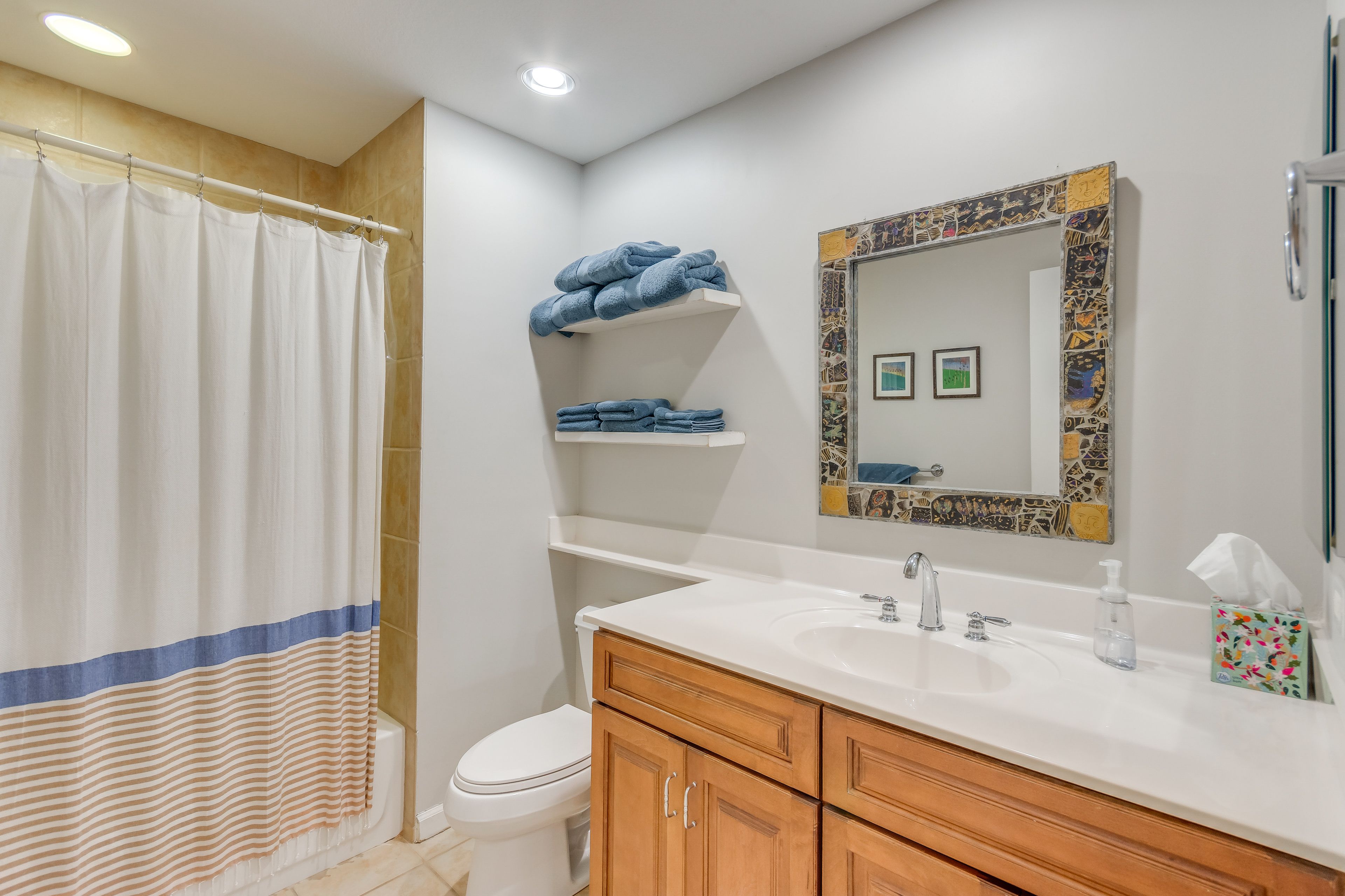 Full Bathroom