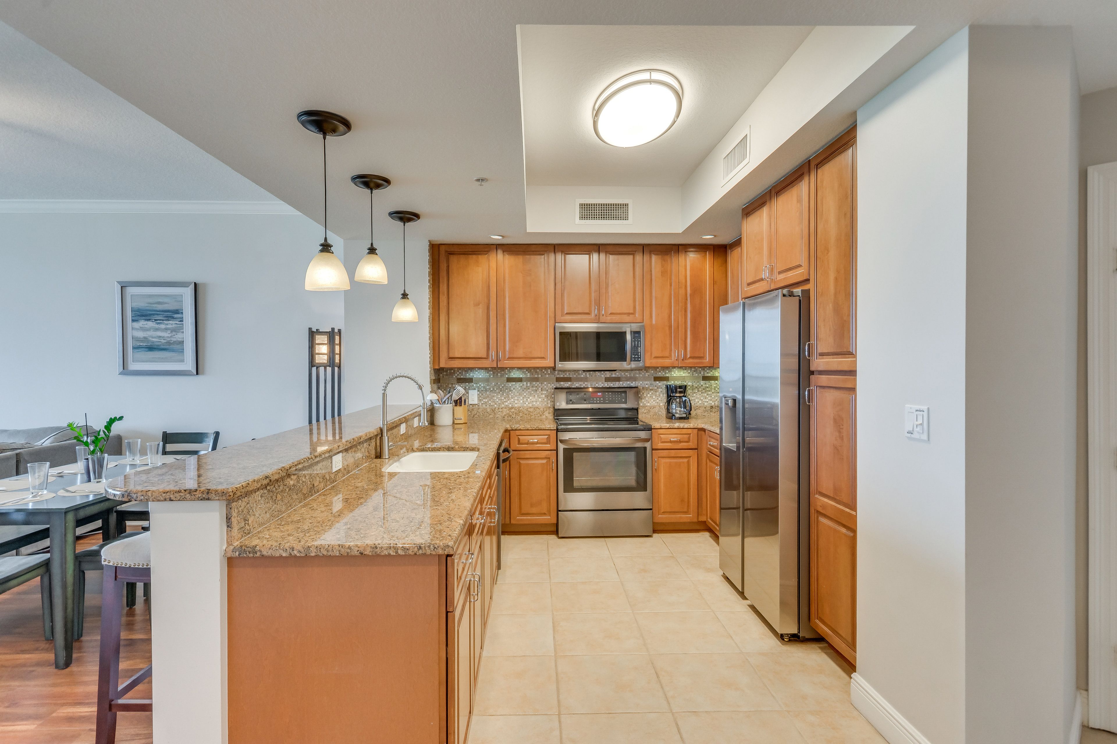 Kitchen | Dishwasher | 8th-Floor Condo