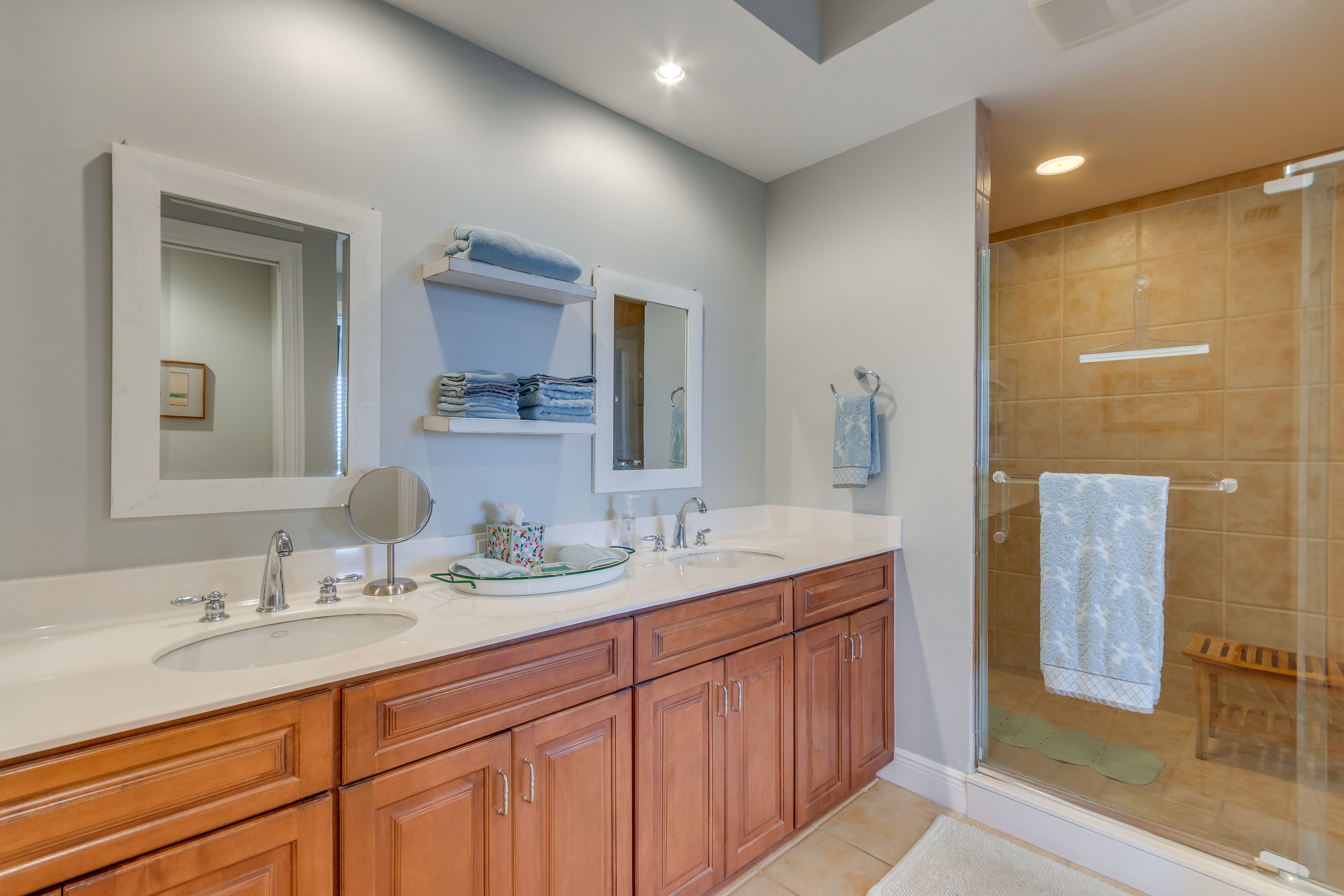 En-Suite Bathroom
