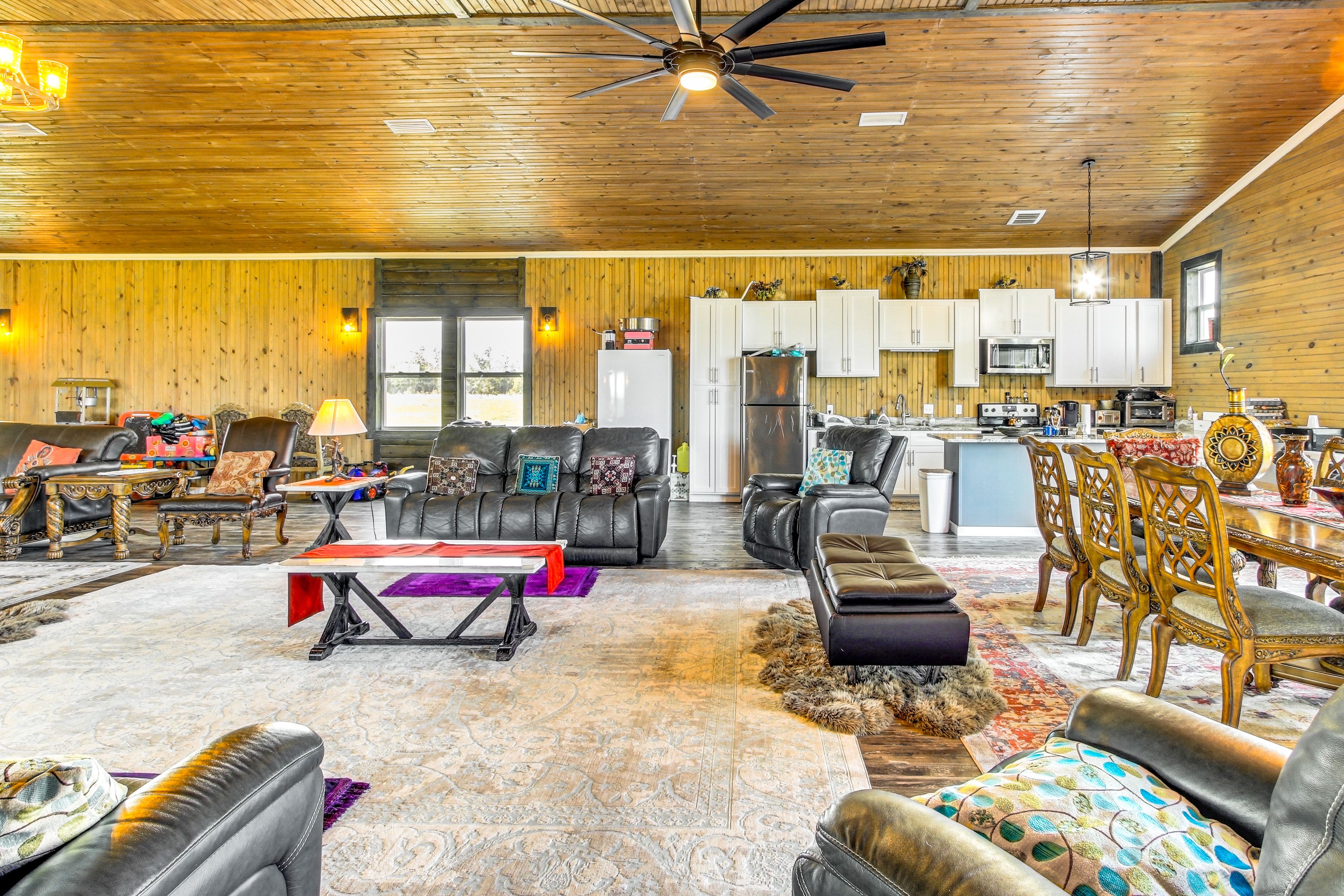 Living Room | 2 Queen Futons