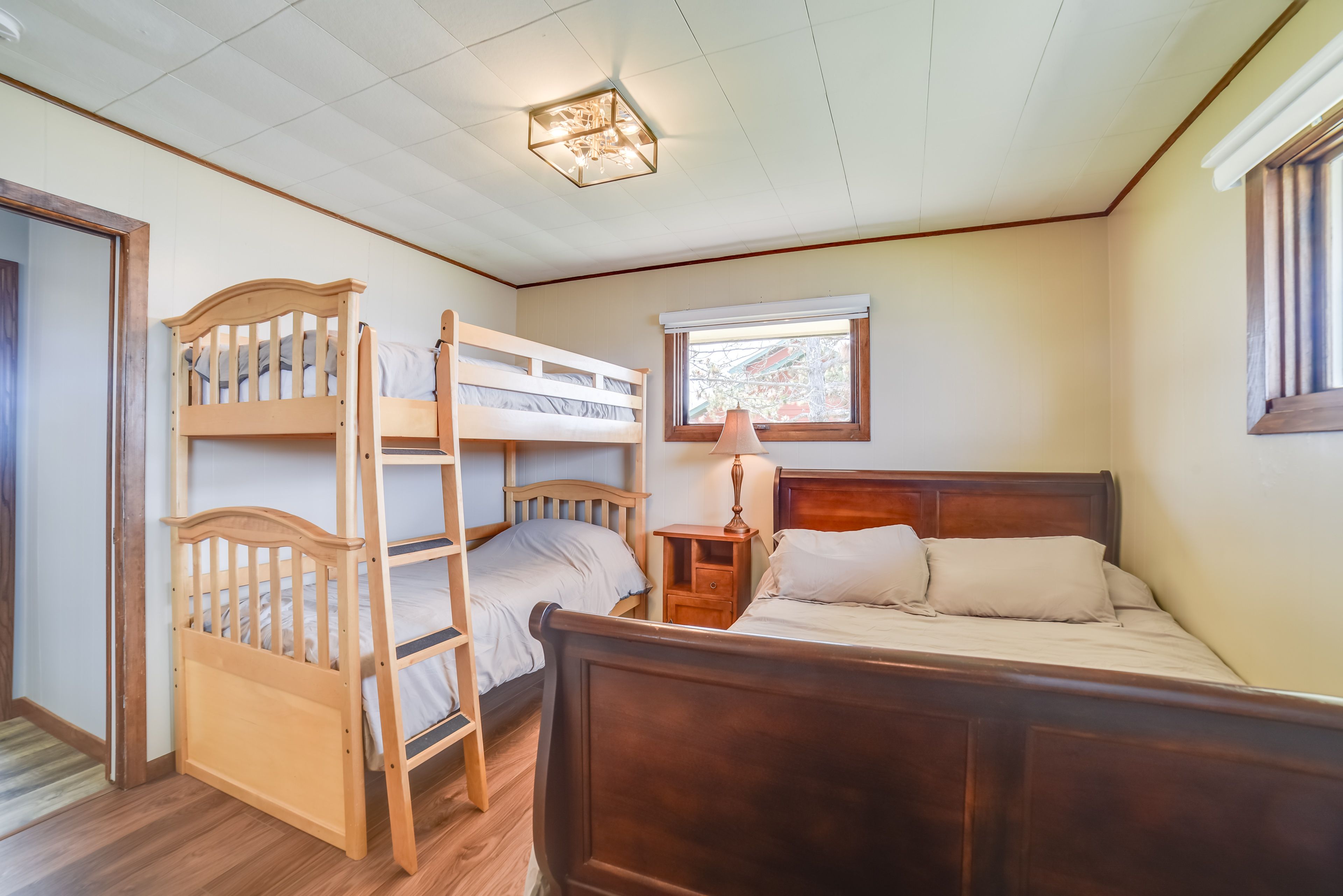 Bedroom 2 | Queen Bed | Twin Bunk Bed