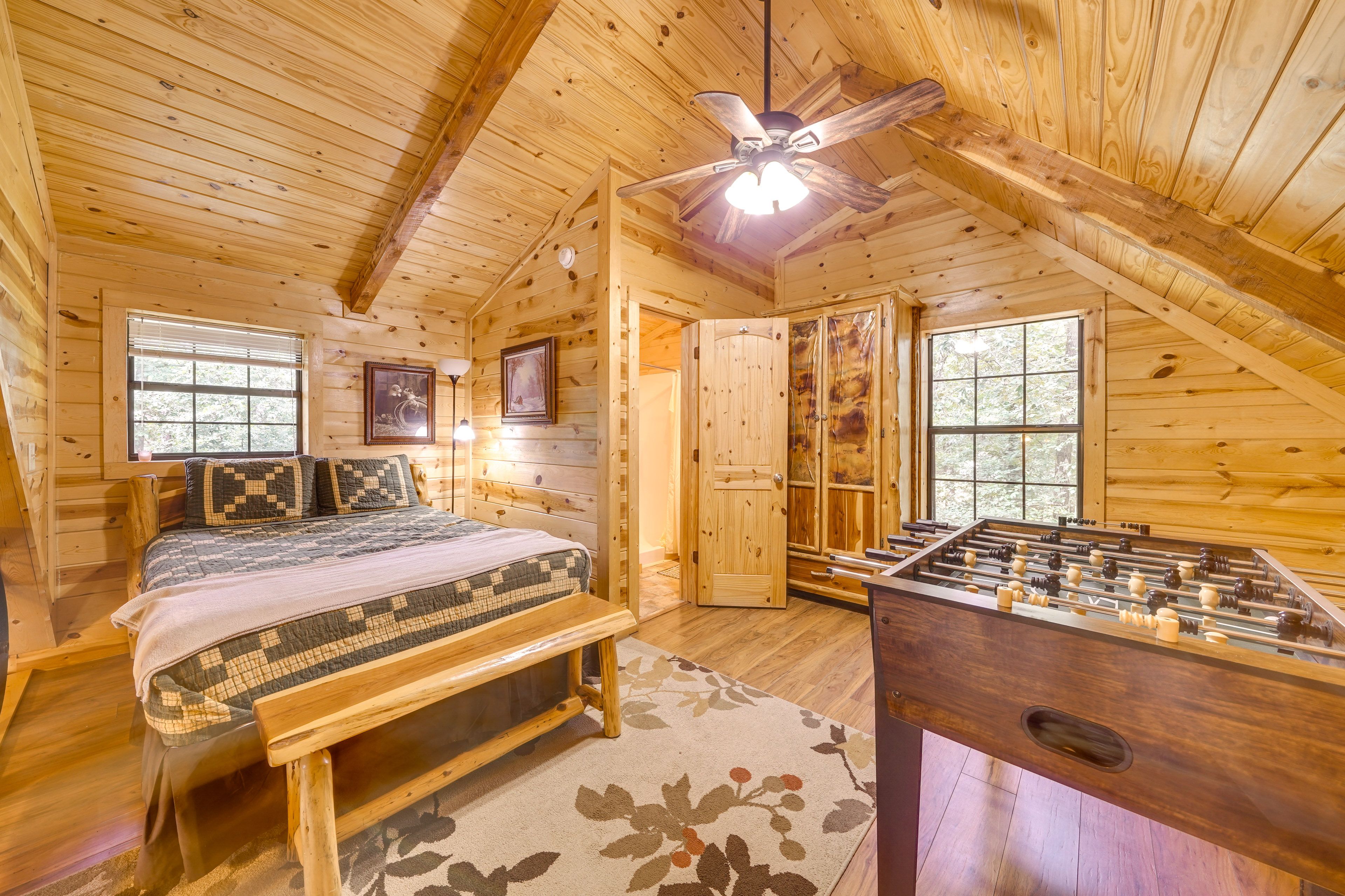 Loft | Queen Bed | Foosball | 2nd Floor