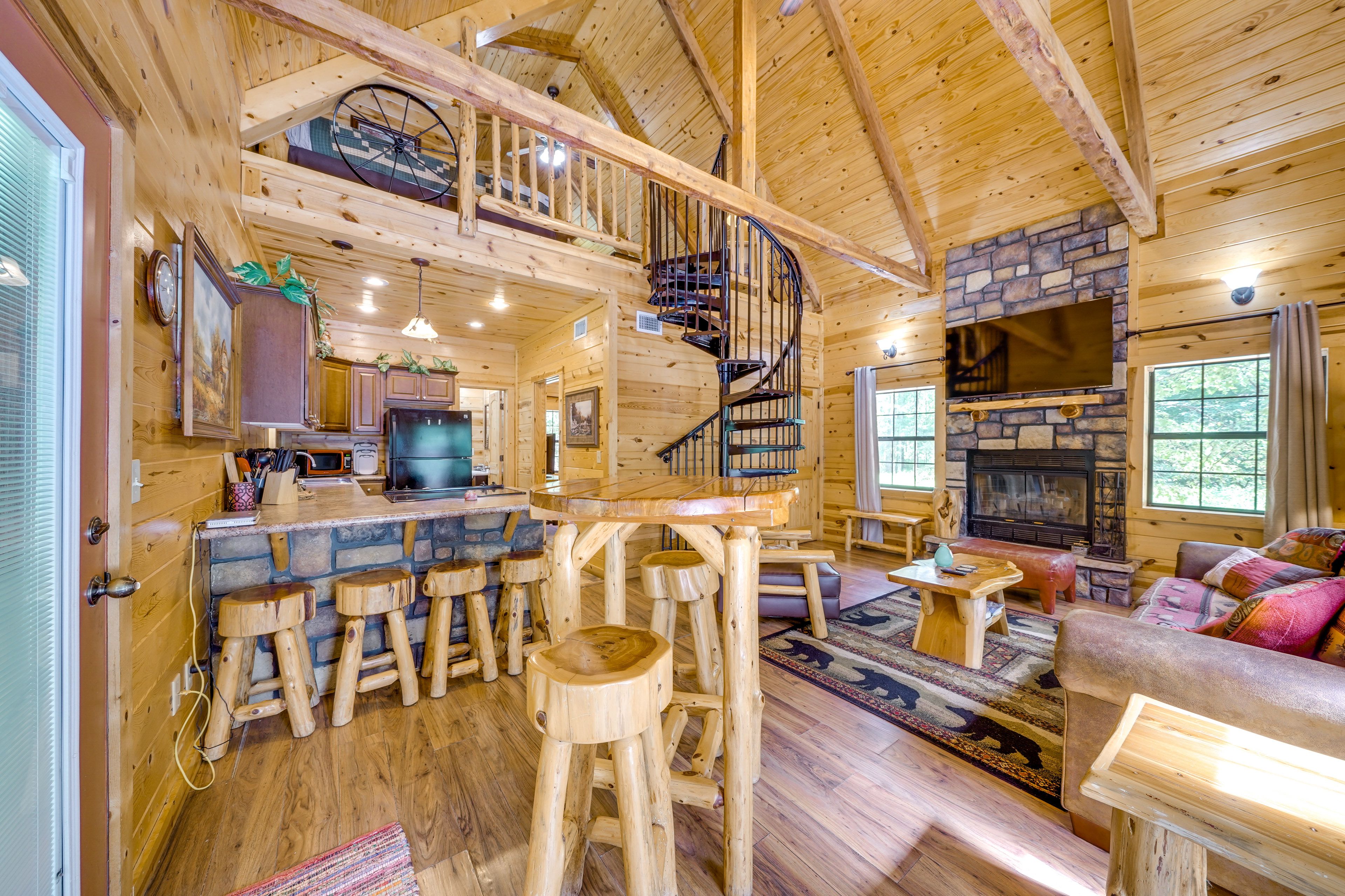 Dining Area | 1st Floor