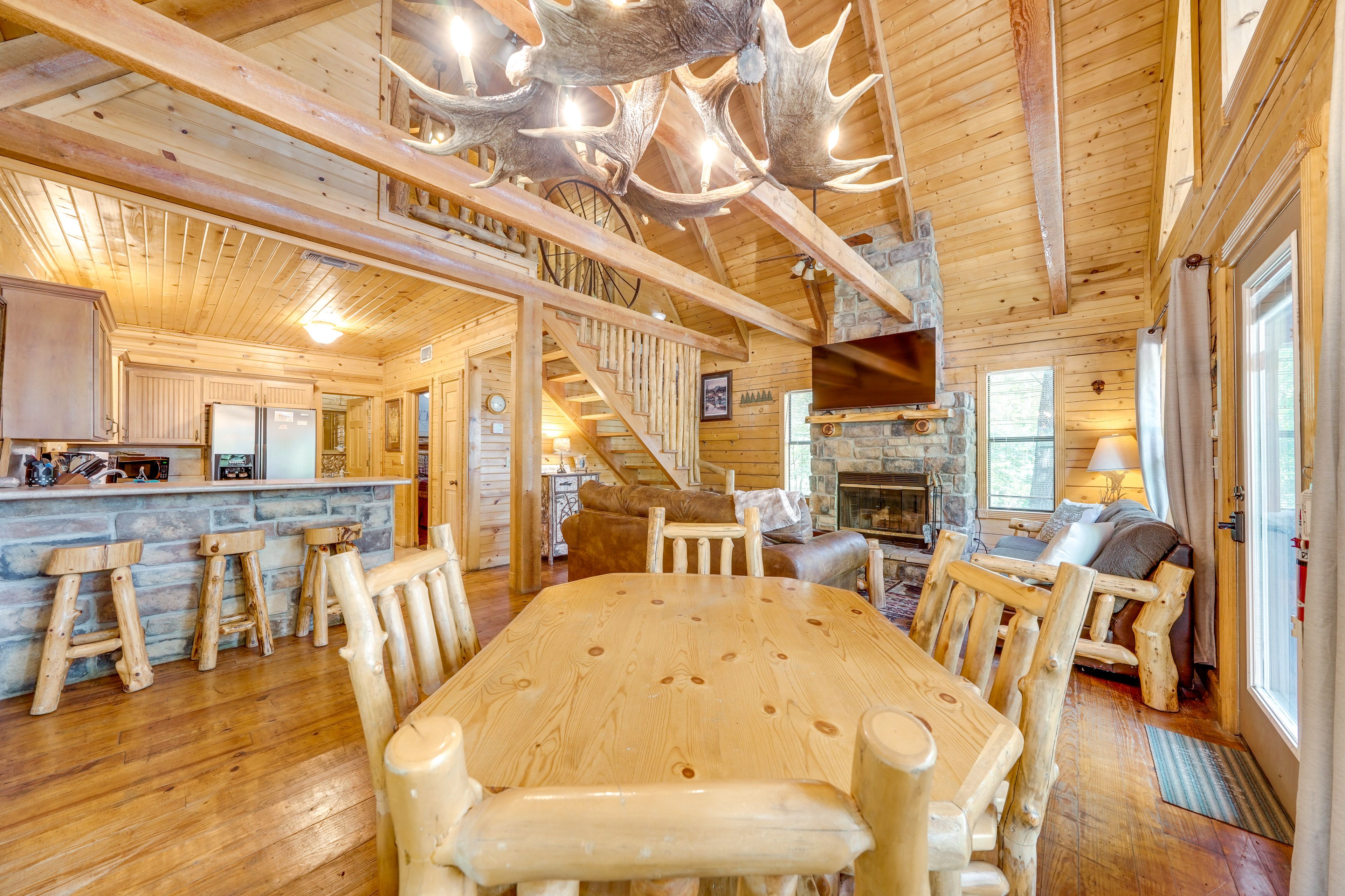 Dining Area | 1st Floor