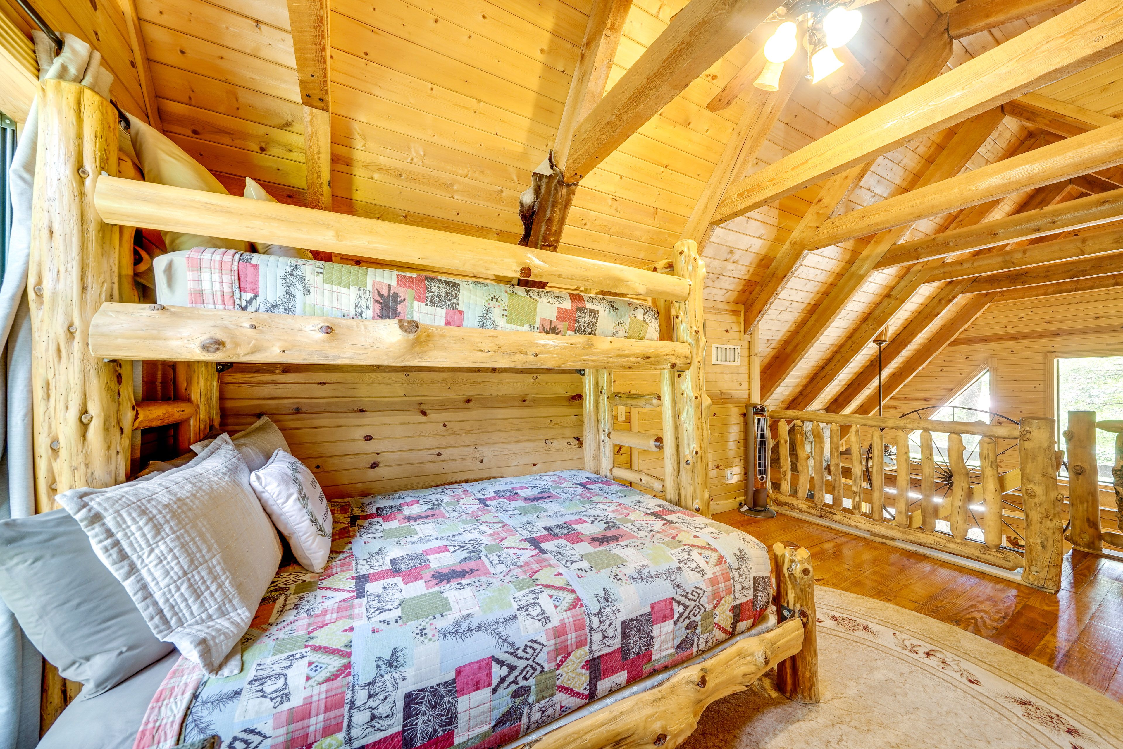 Loft | Twin/Full Bunk Bed | 2nd Floor