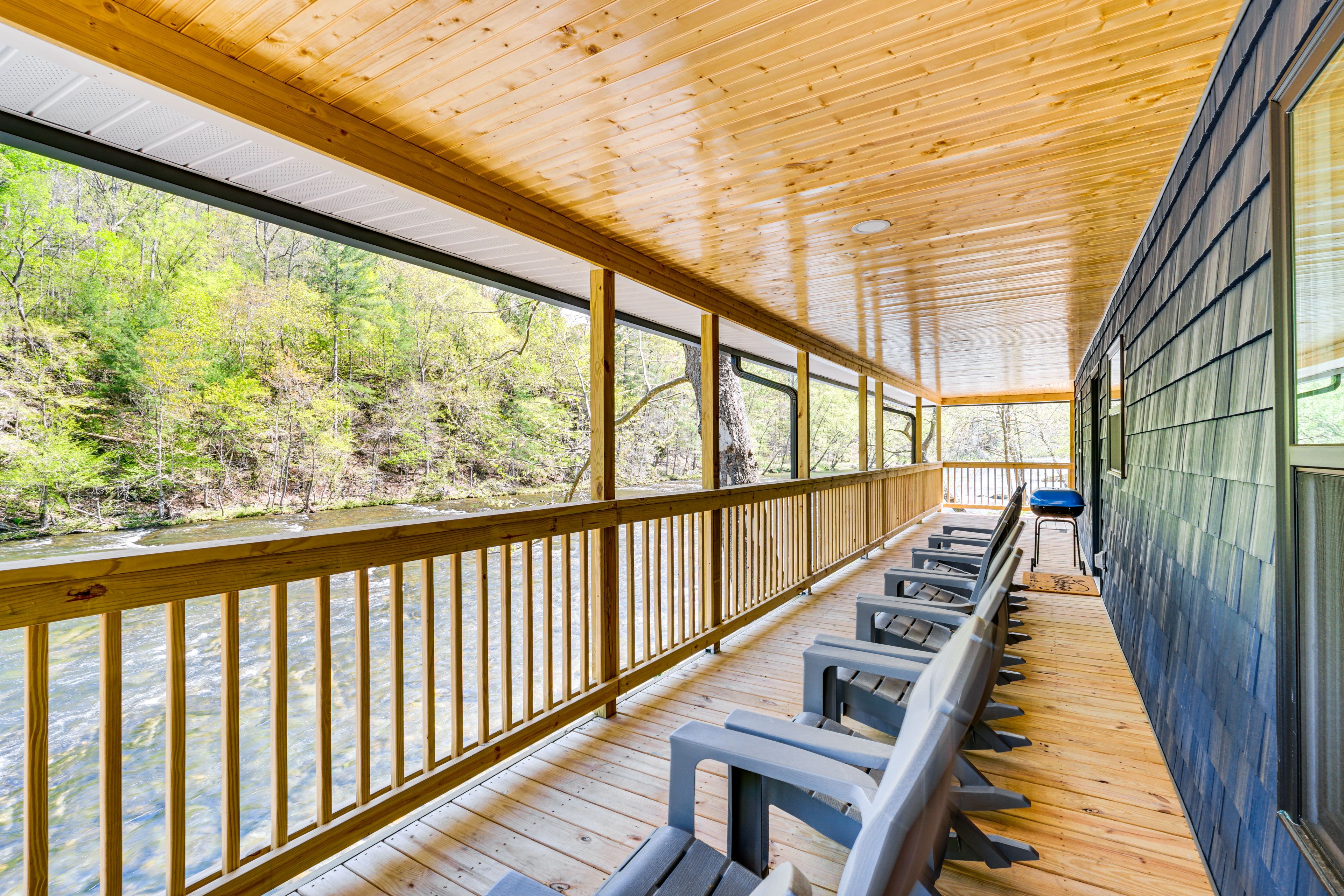 Tellico Plains Vacation Rental | 3BR | 2BA | 1,723 Sq Ft | Stairs Required
