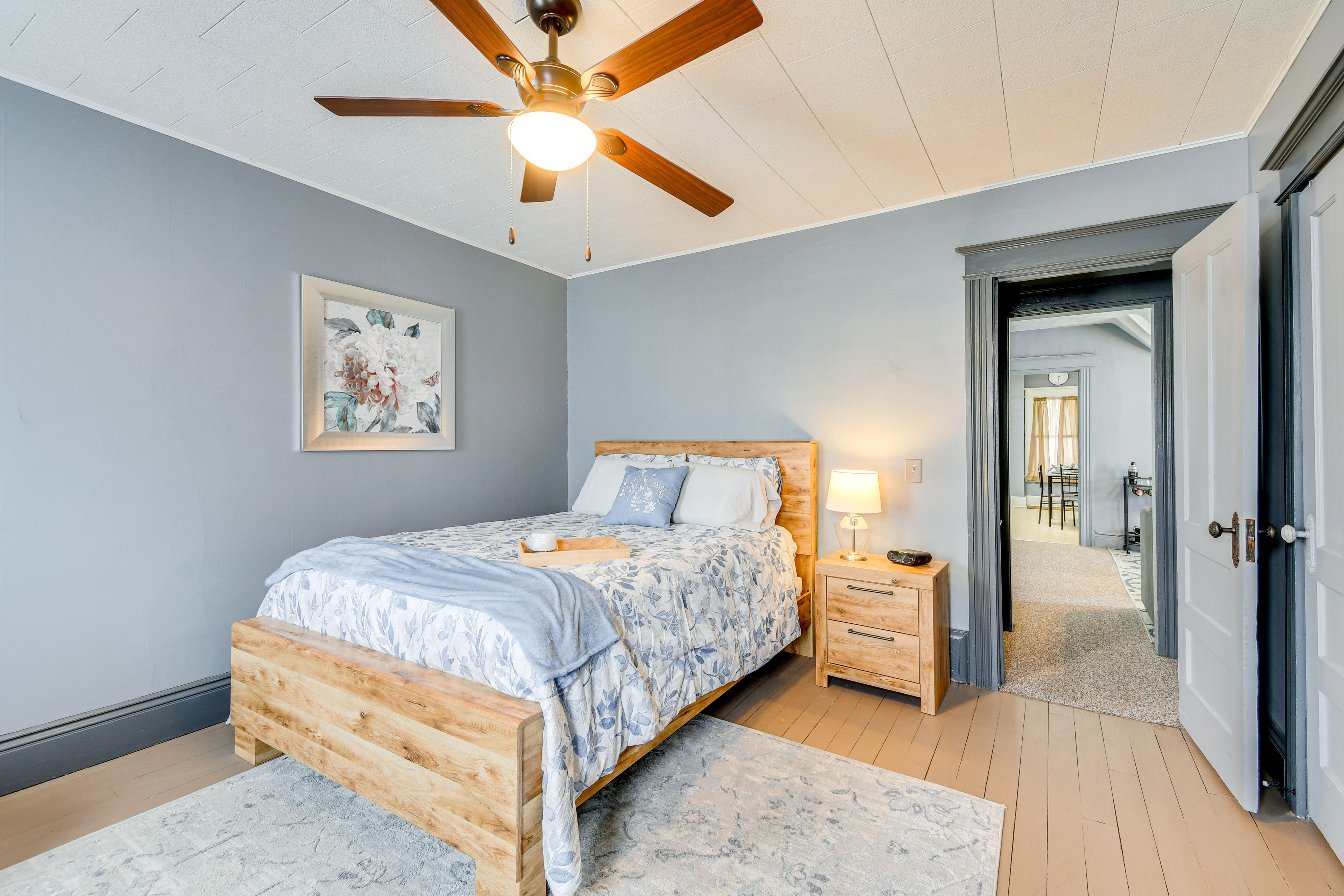 Bedroom 2 | Full Bed | Roku TV