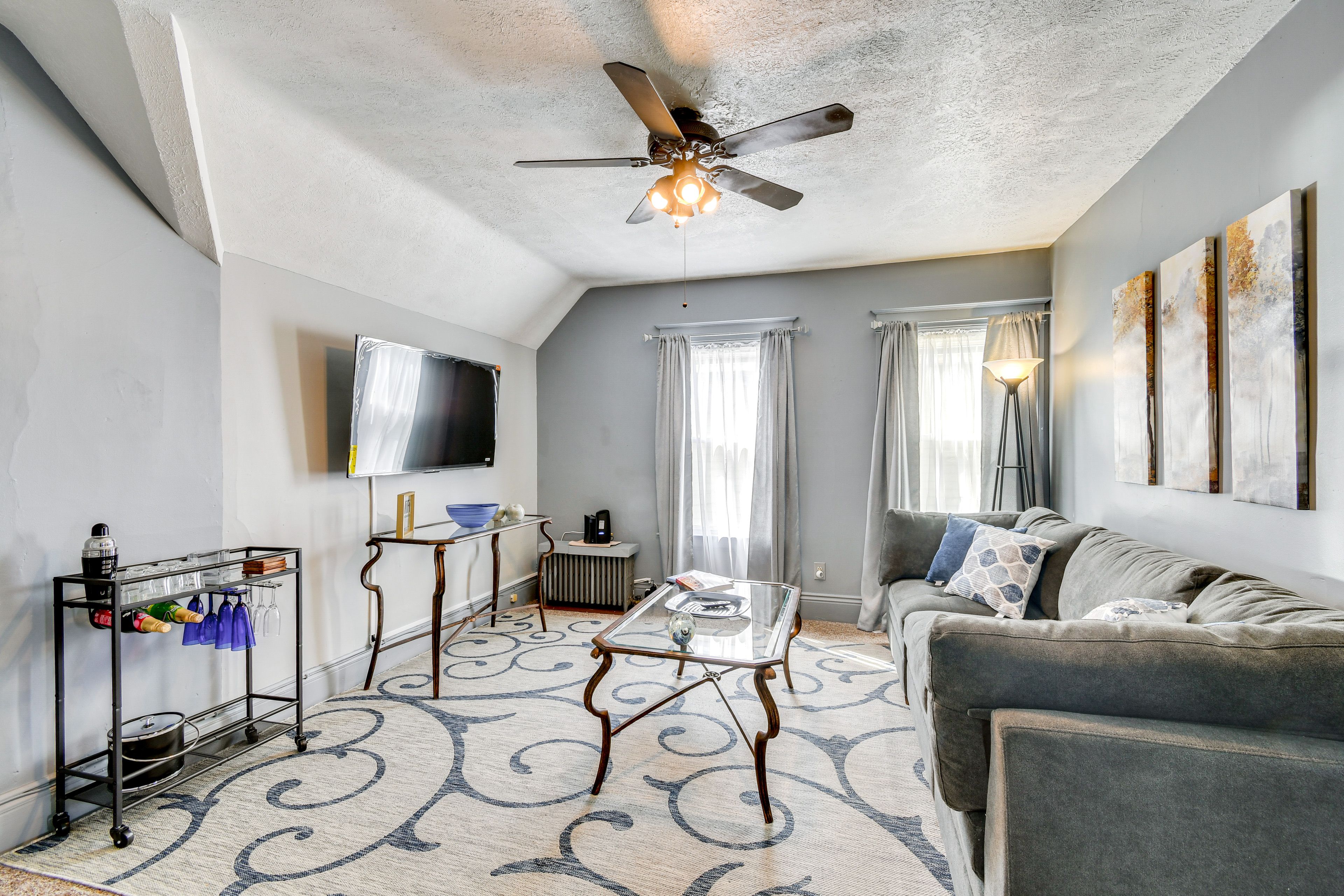 Rochester Vacation Rental | 2BR | 1BA | 850 Sq Ft | Stairs Required