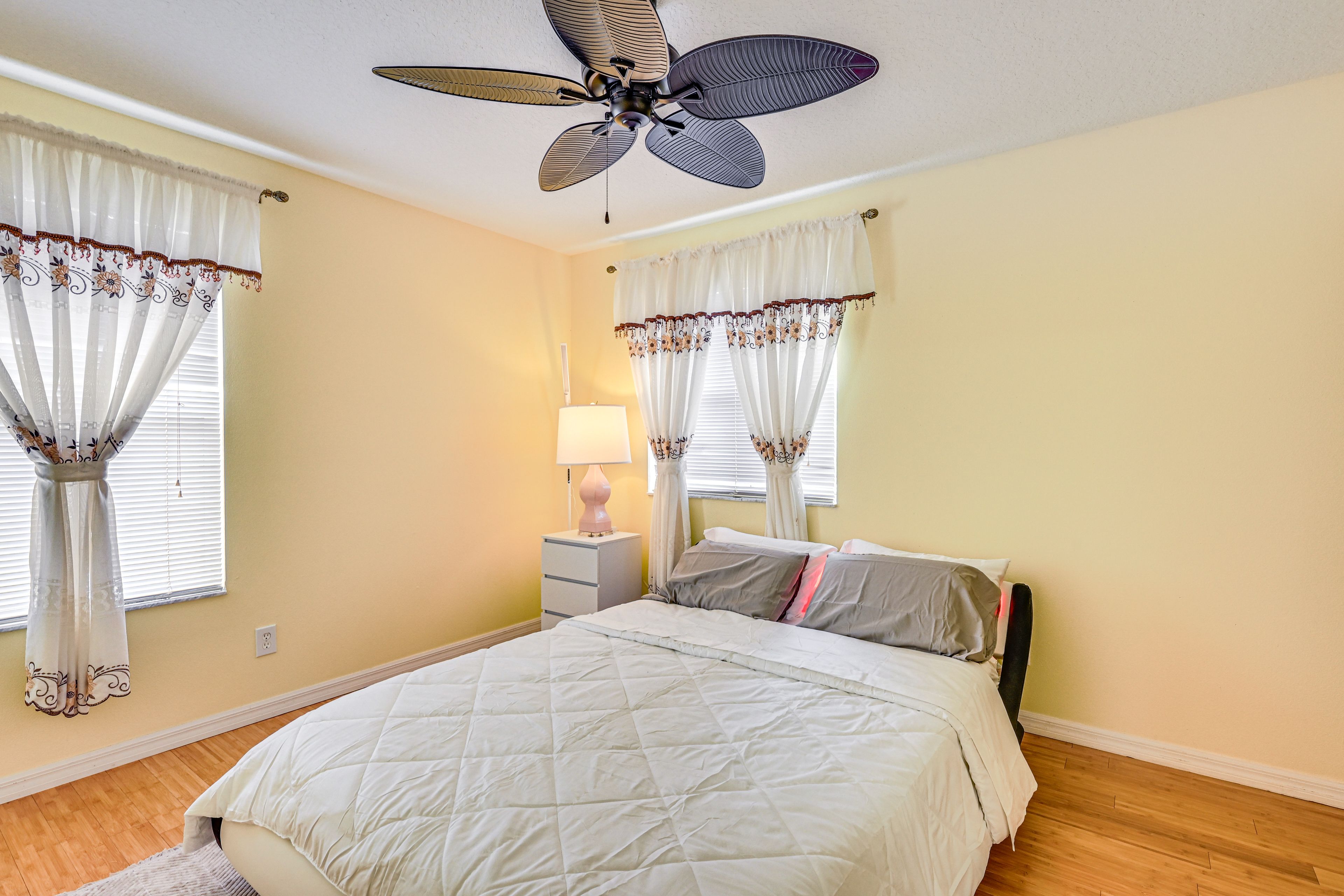 Bedroom 2 | 2nd Floor | Queen Bed | Linens Provided