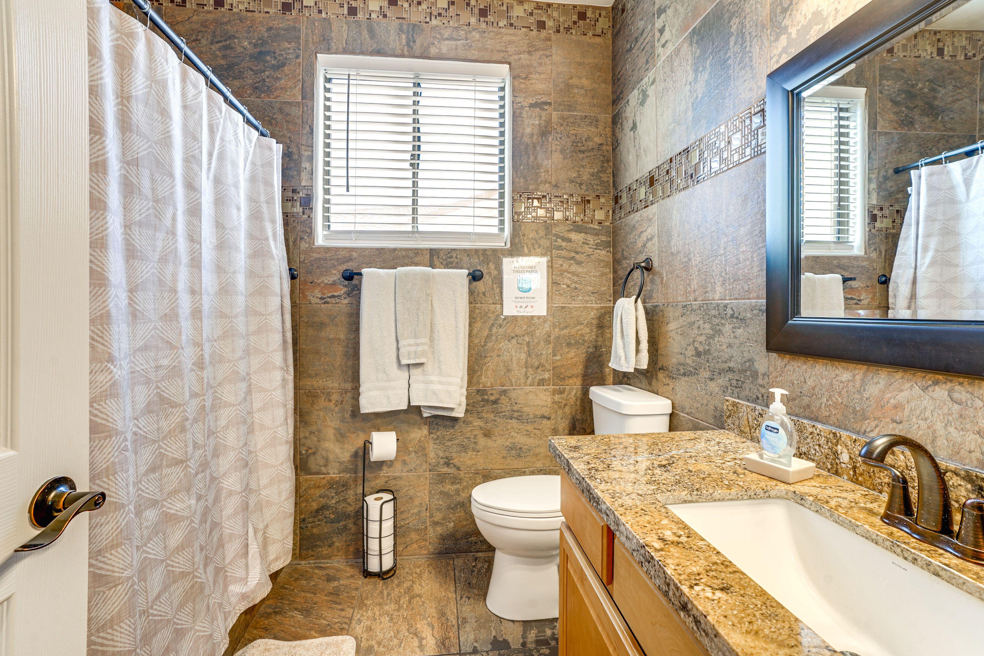 Full Bathroom