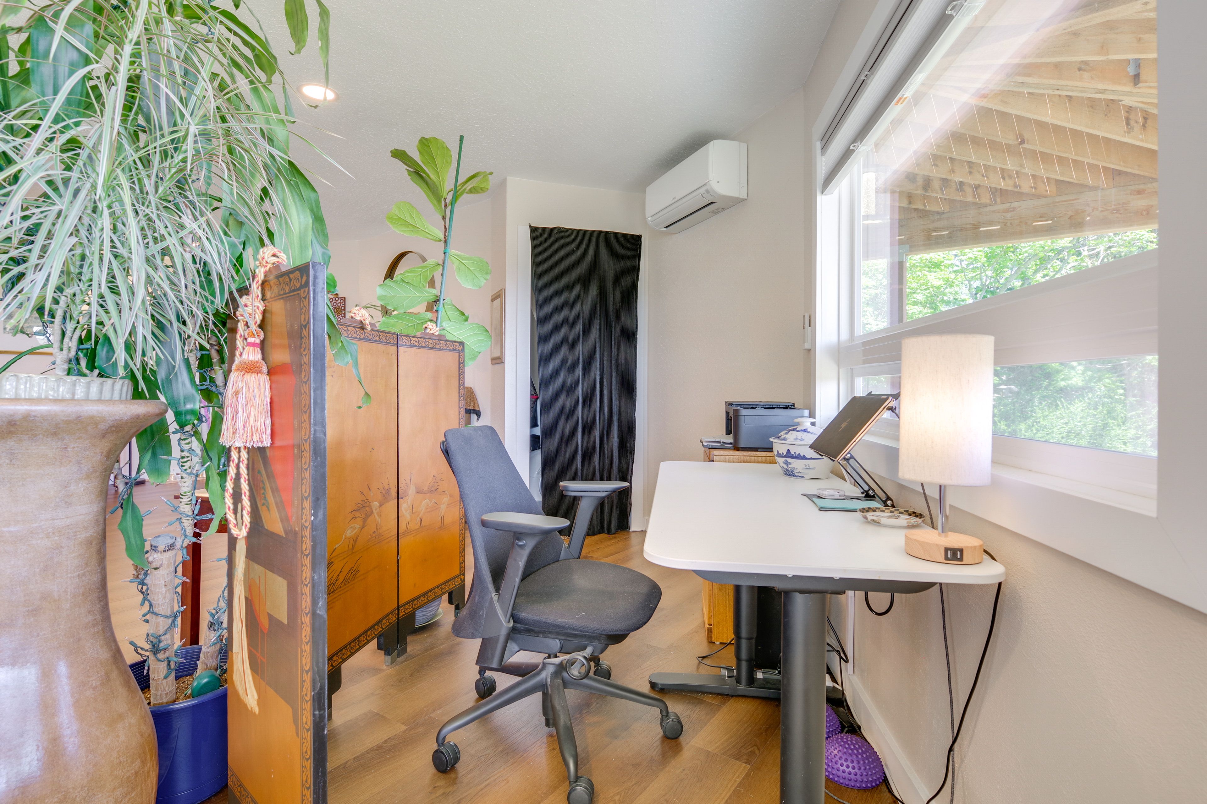 Work Desk | 1st Floor