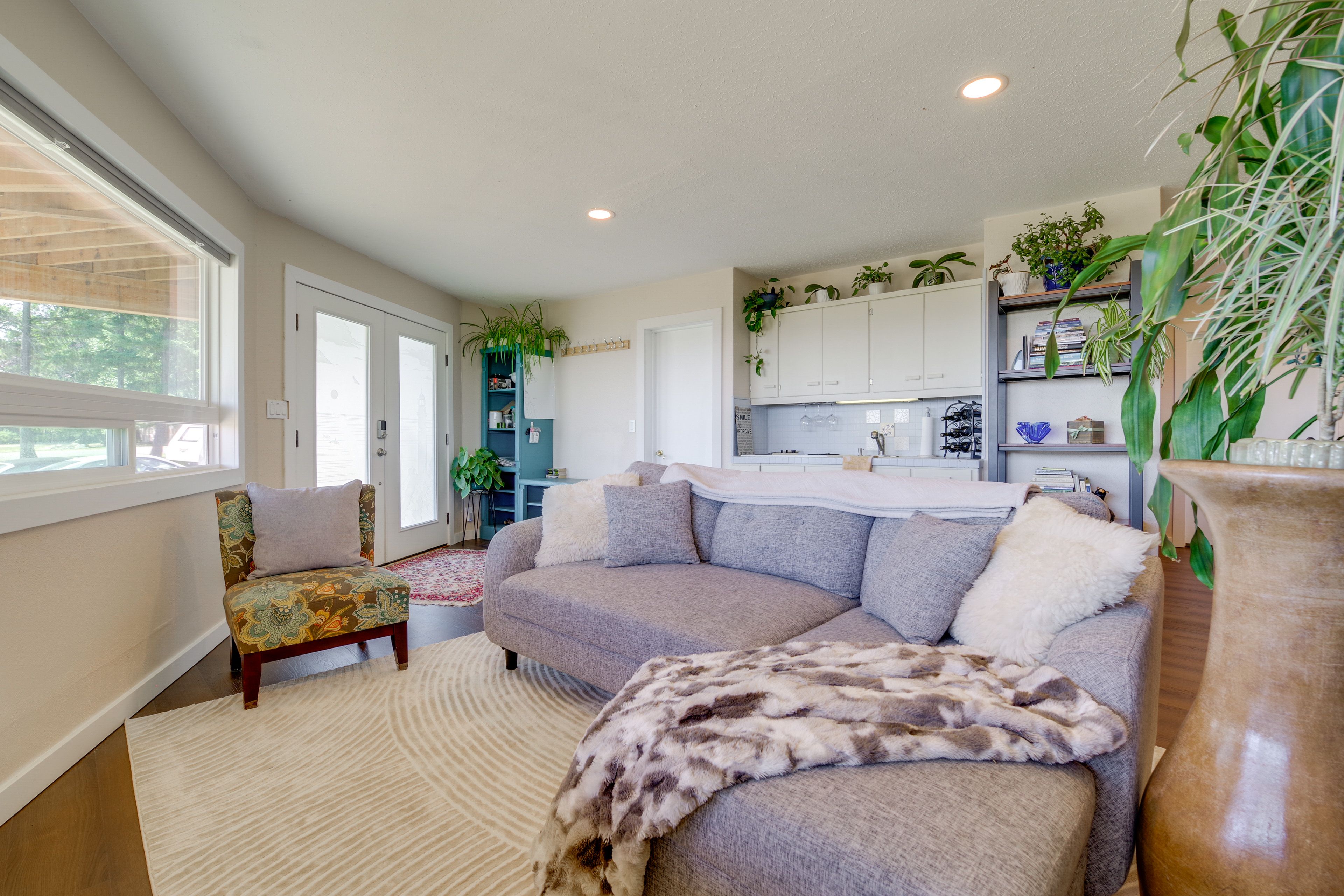 Sitting Area | 1st Floor