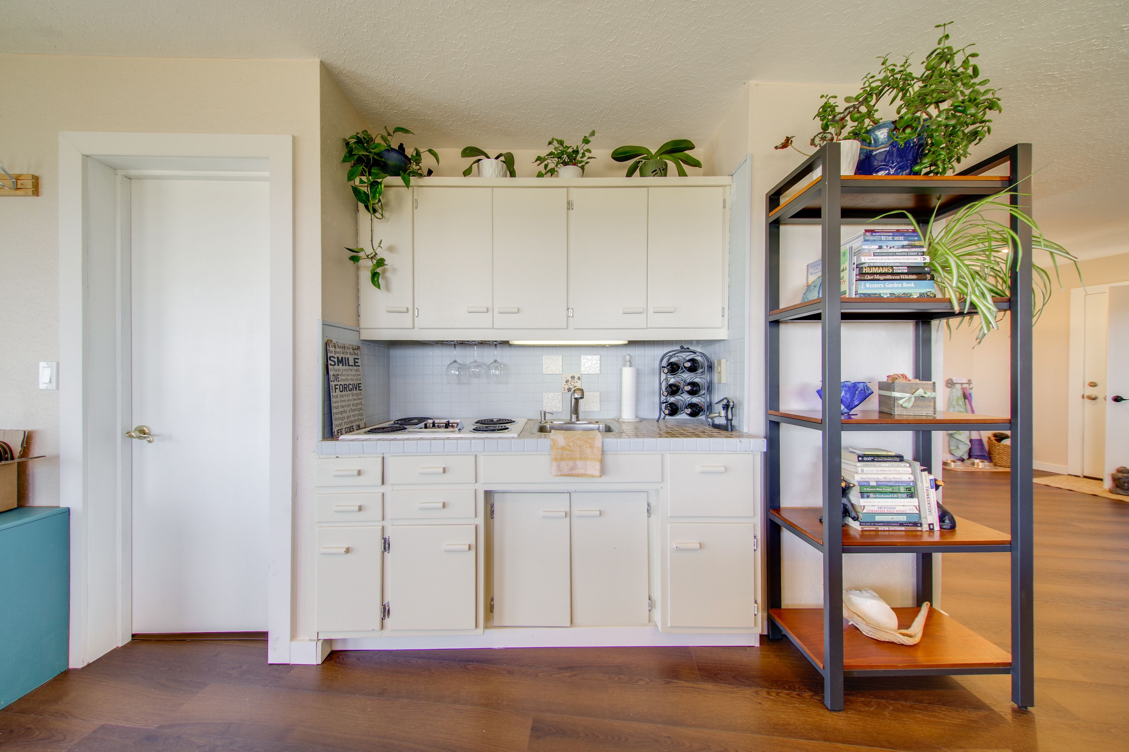Wet Bar | 1st Floor
