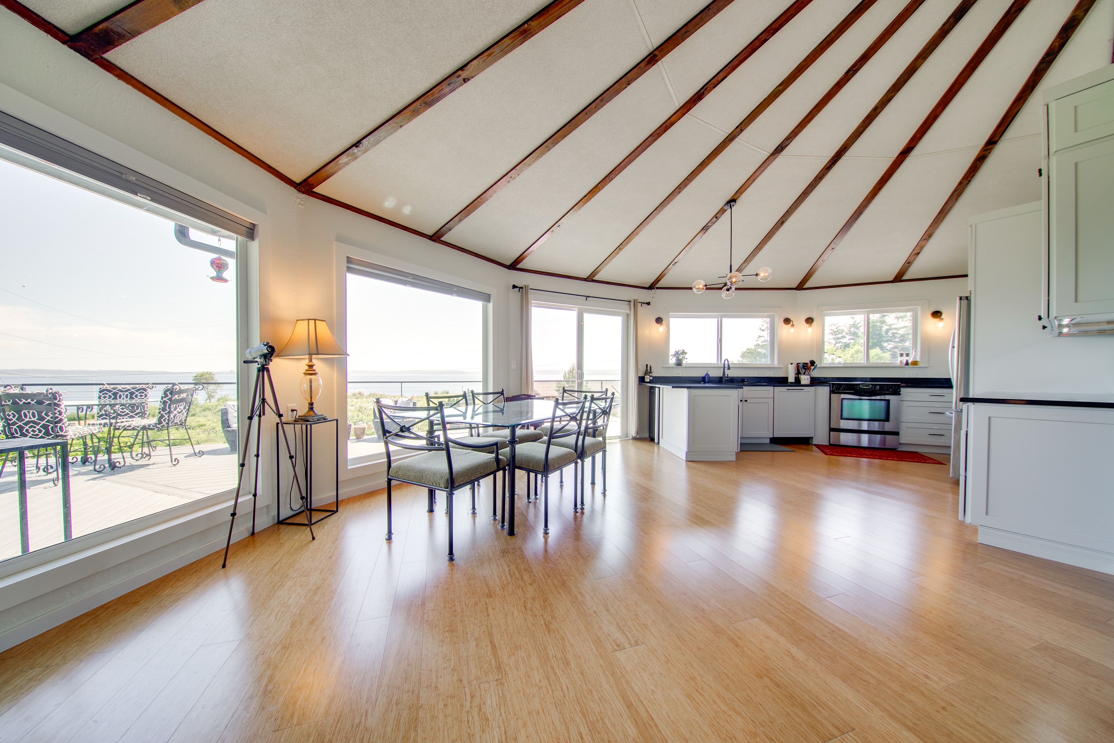 Dining Room | 2nd Floor | Dishware & Flatware