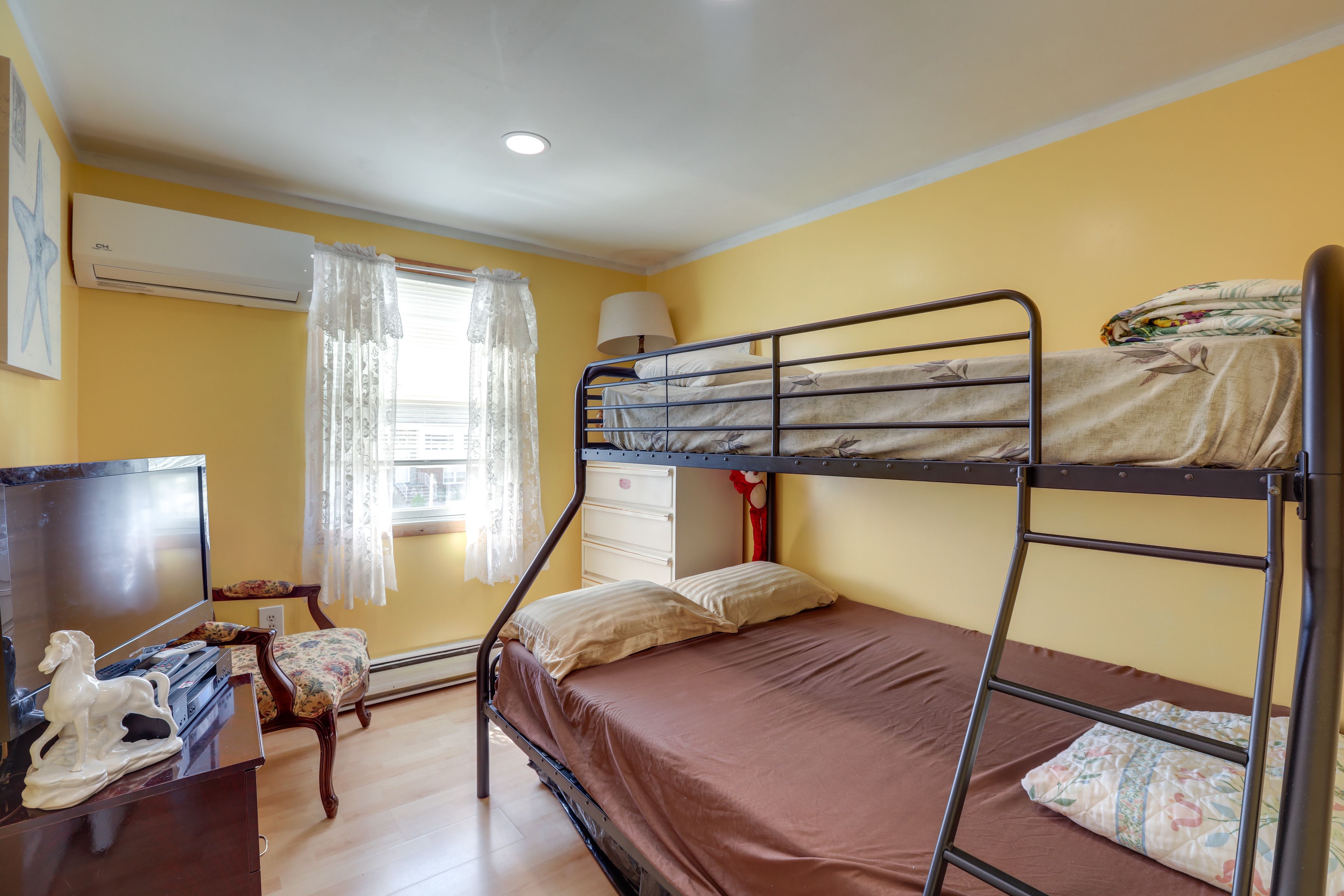 Bedroom 3 | 3rd Floor | Twin Bunk Bed | Linens Provided