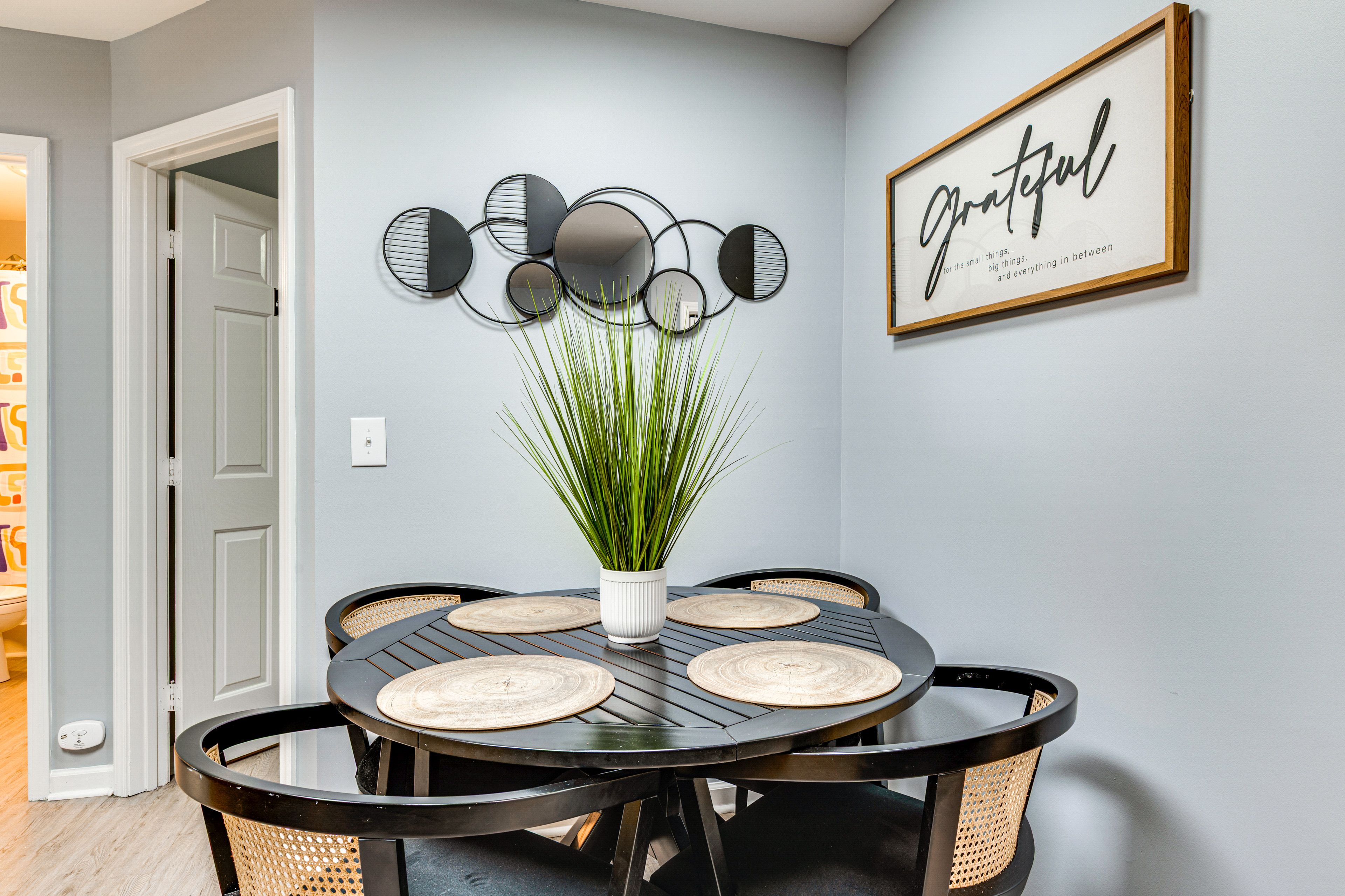 Dining Room | Dishware & Flatware