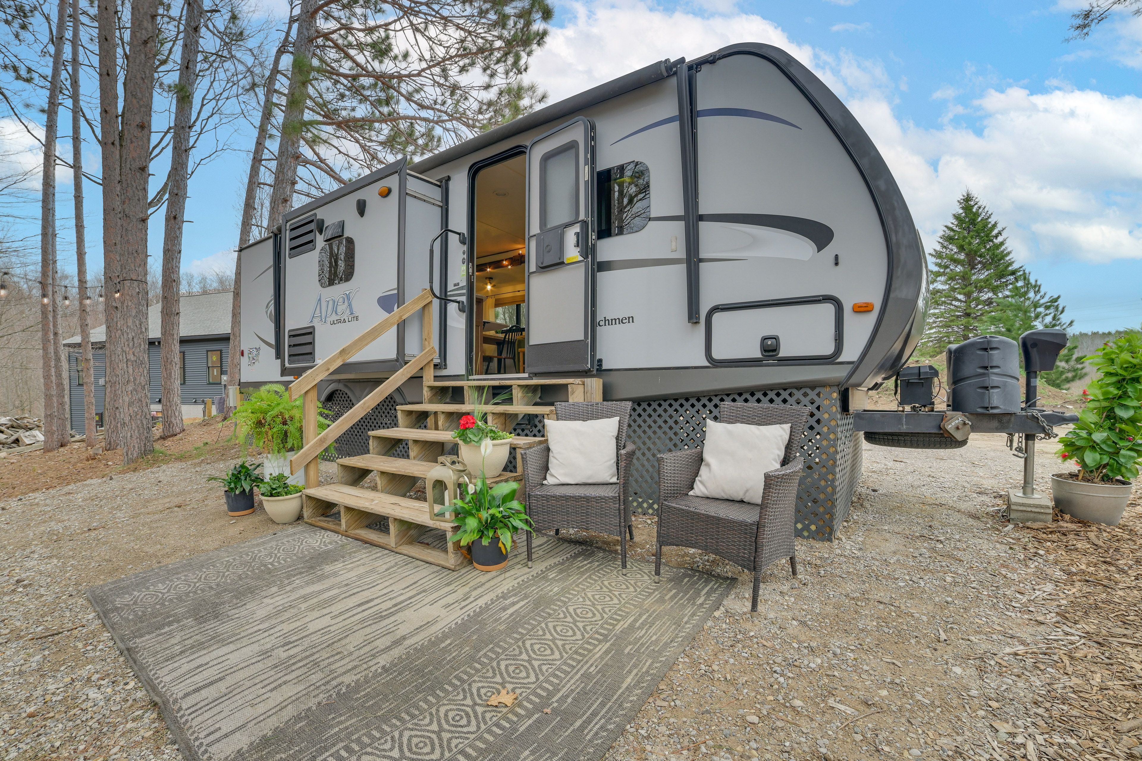 Exterior | Shared Driveway (3 Vehicles) | Trailer Parking Allowed