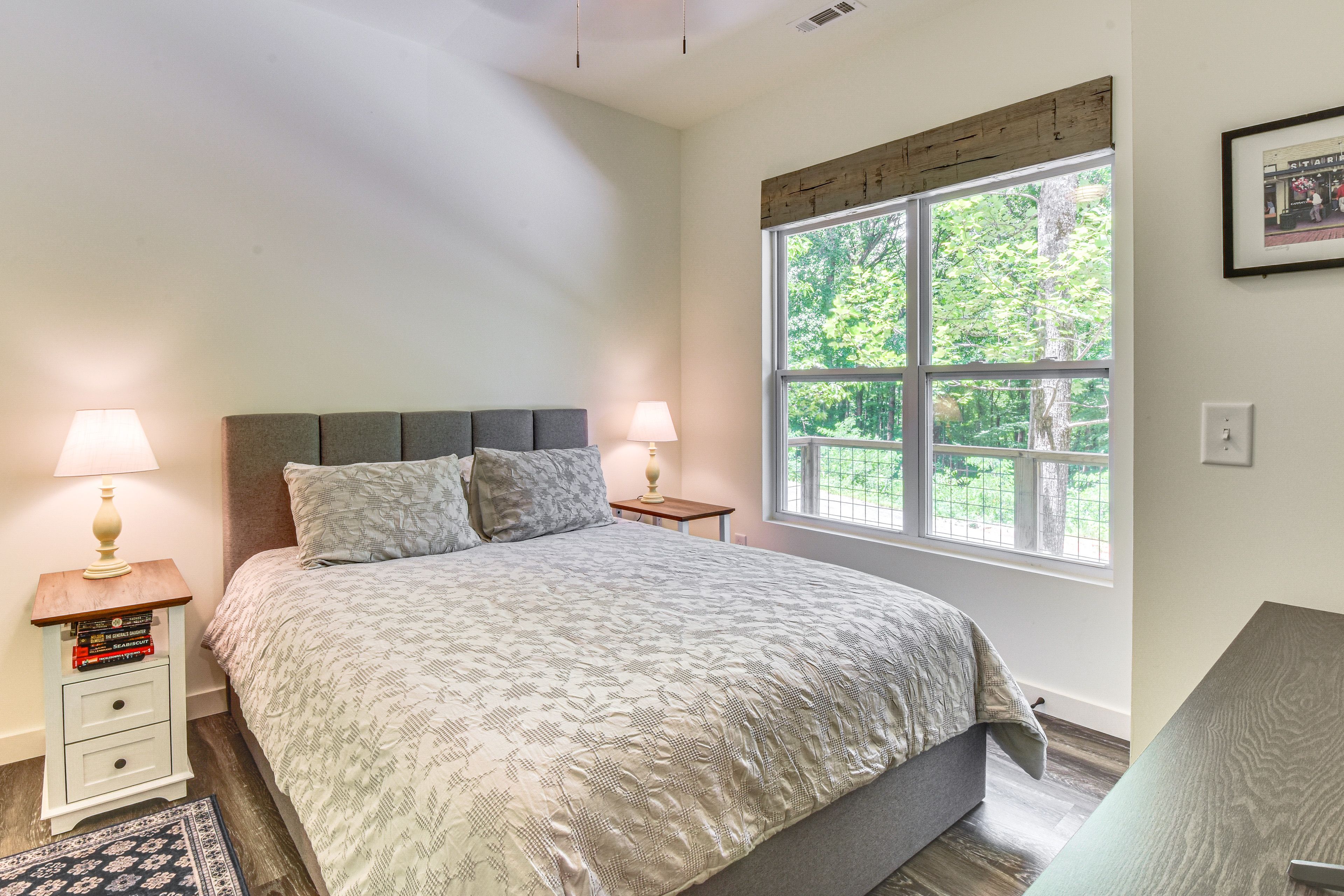 Bedroom 2 | Queen Bed | Linens