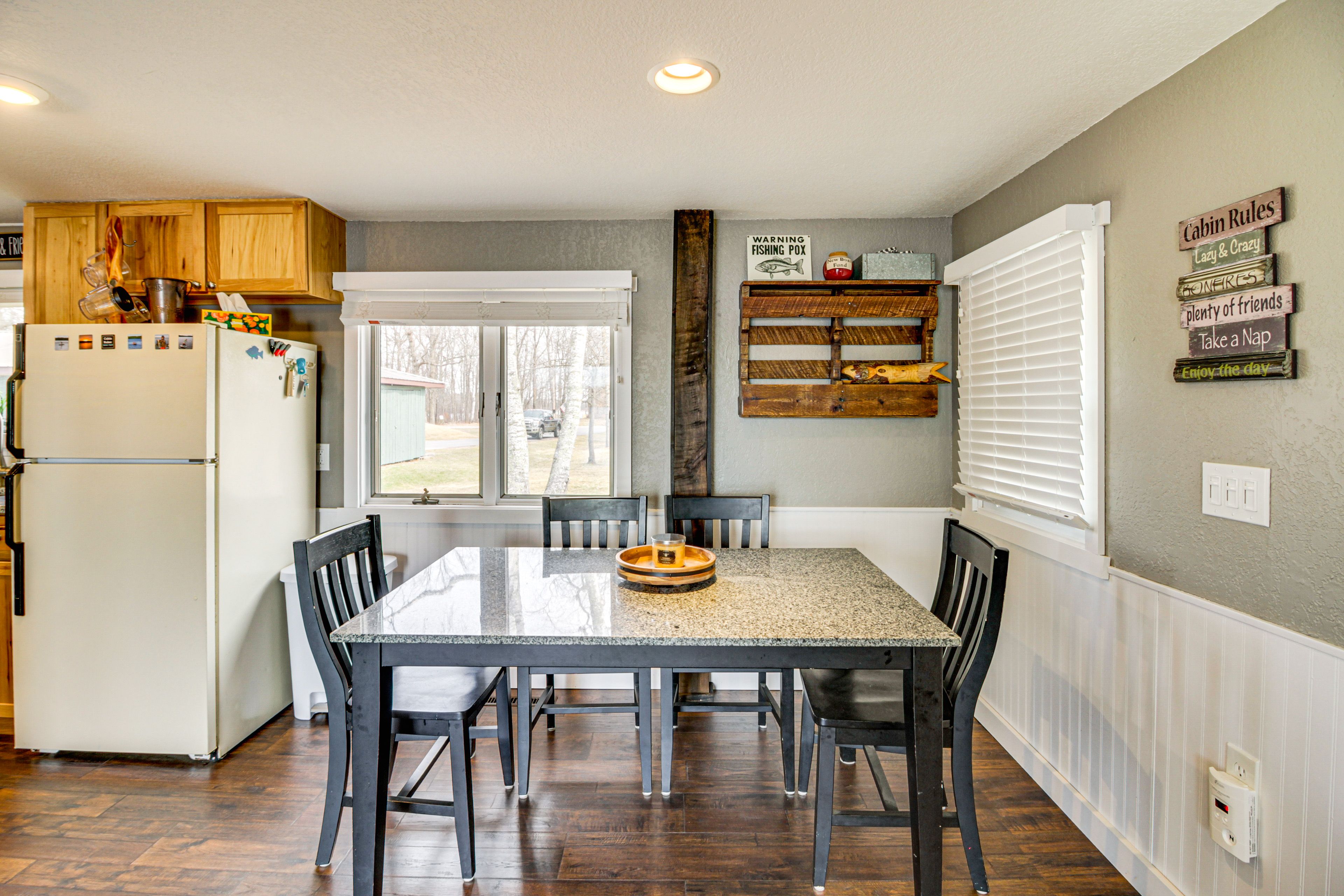 Dining Area | Dishware & Flatware
