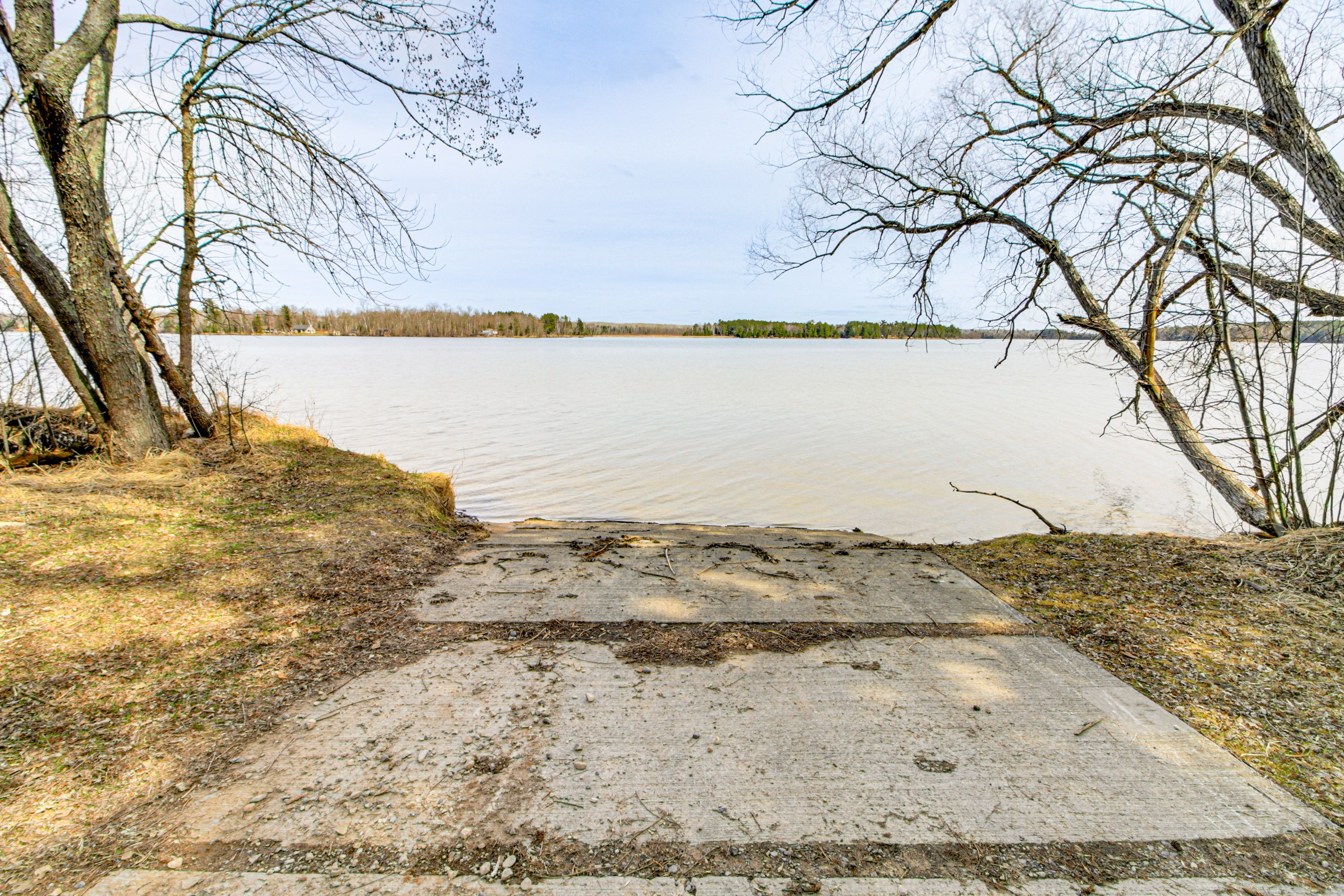 Prairie Lake On-Site | Public Boat Launch & Dock