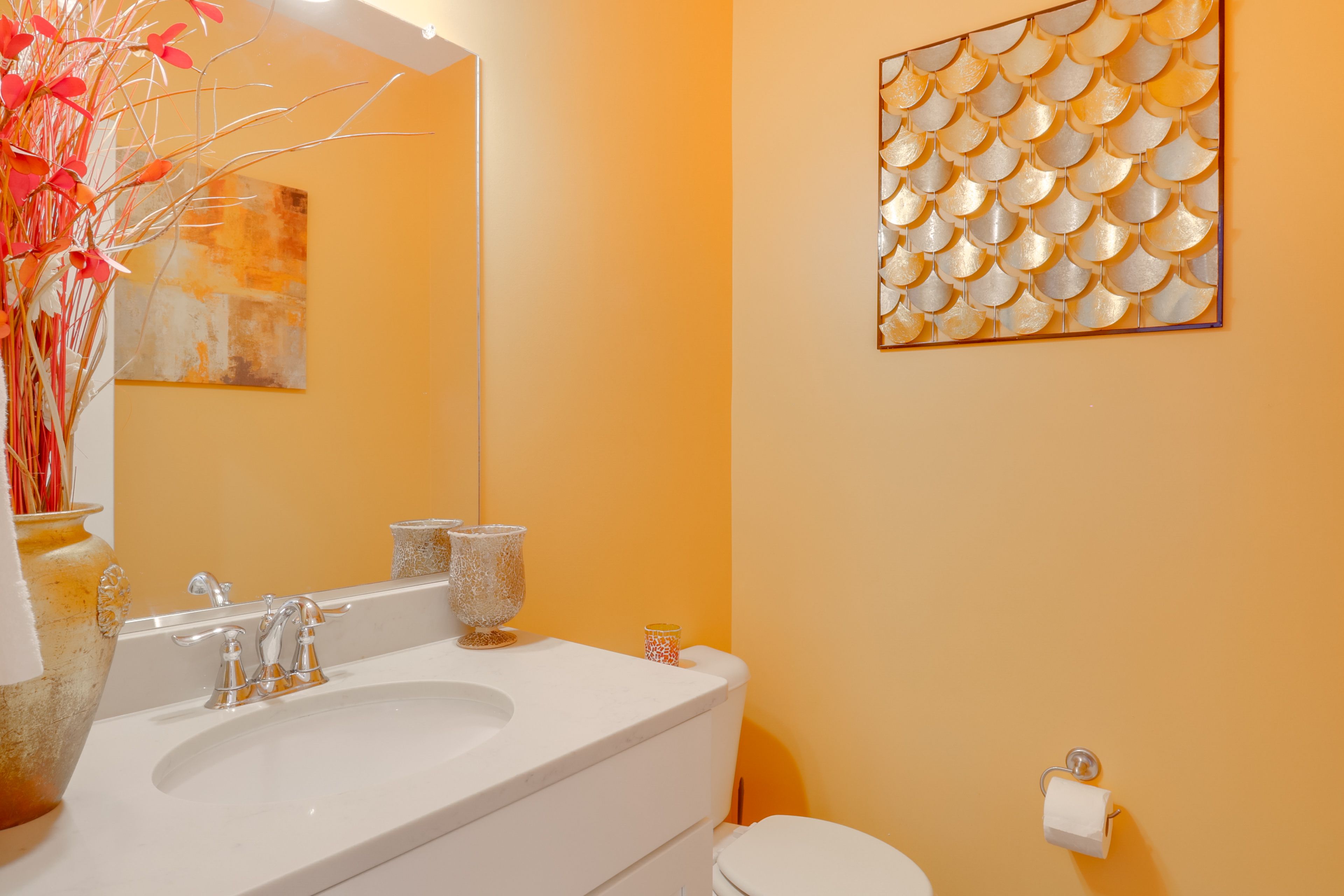 Half Bathroom | 2nd Floor
