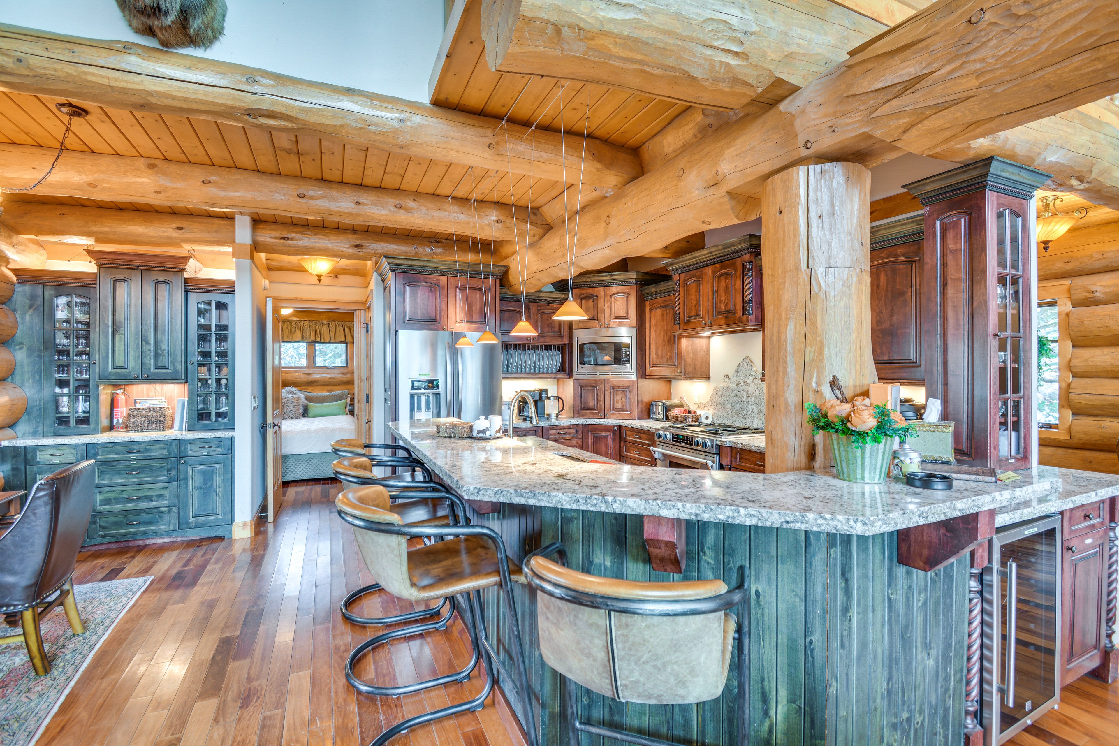 Breakfast Bar w/ Seating | 1st Floor | Beverage Cooler