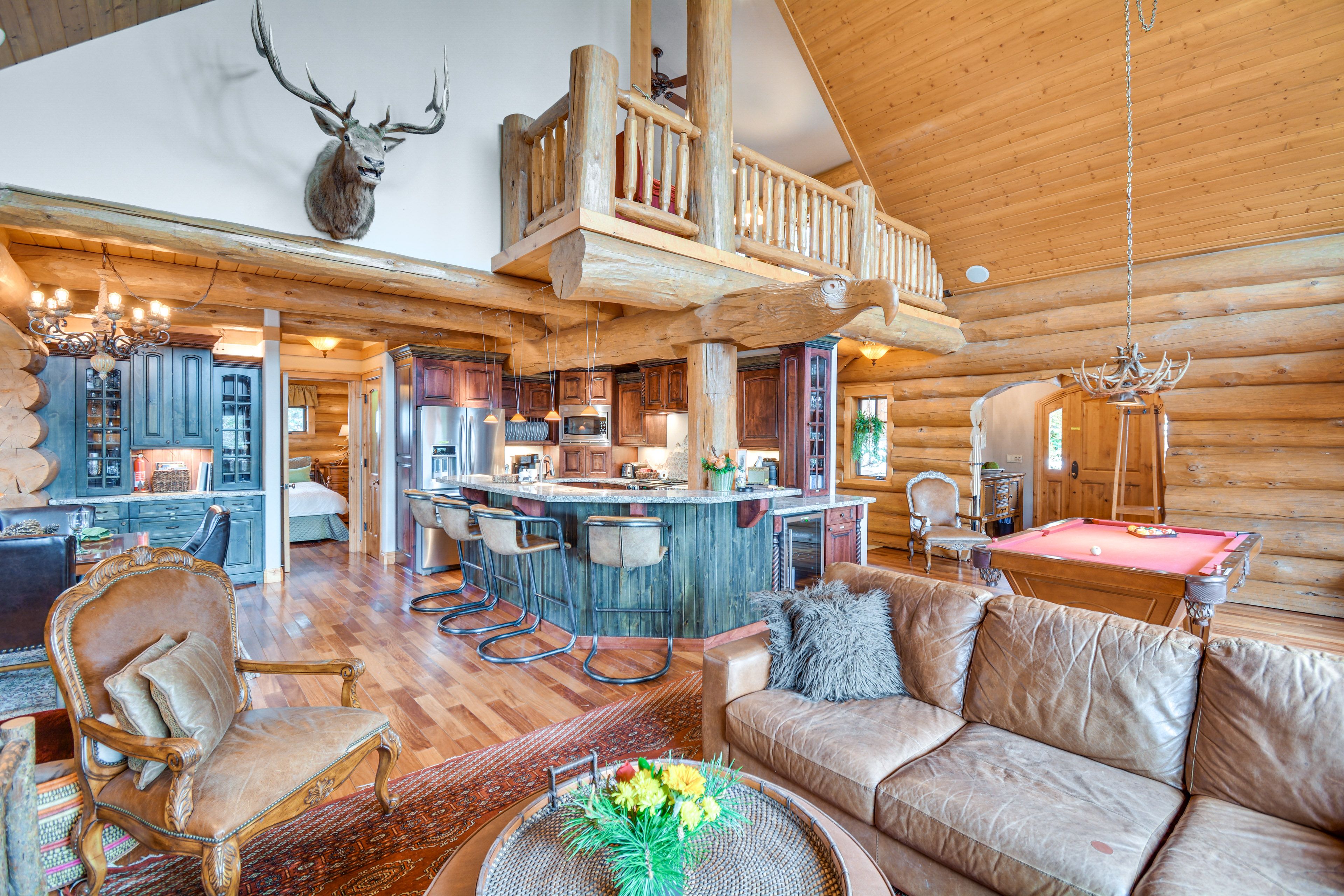 Living Room | 3-Story Cabin | Central Heating | Fireplace | Pool Table